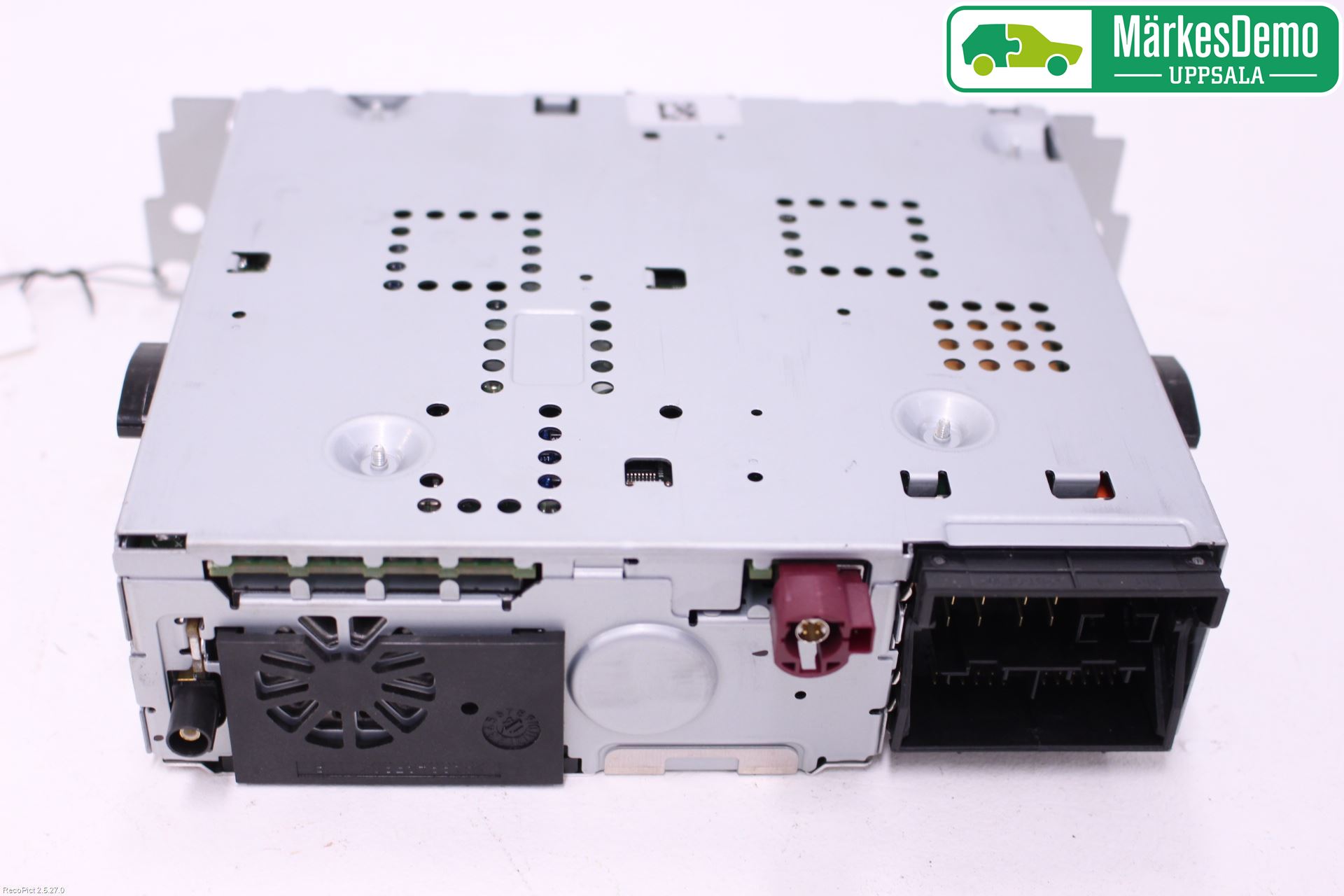 BMW 5 F10/F11/F18 09-17 Stereo Radio Med Cd