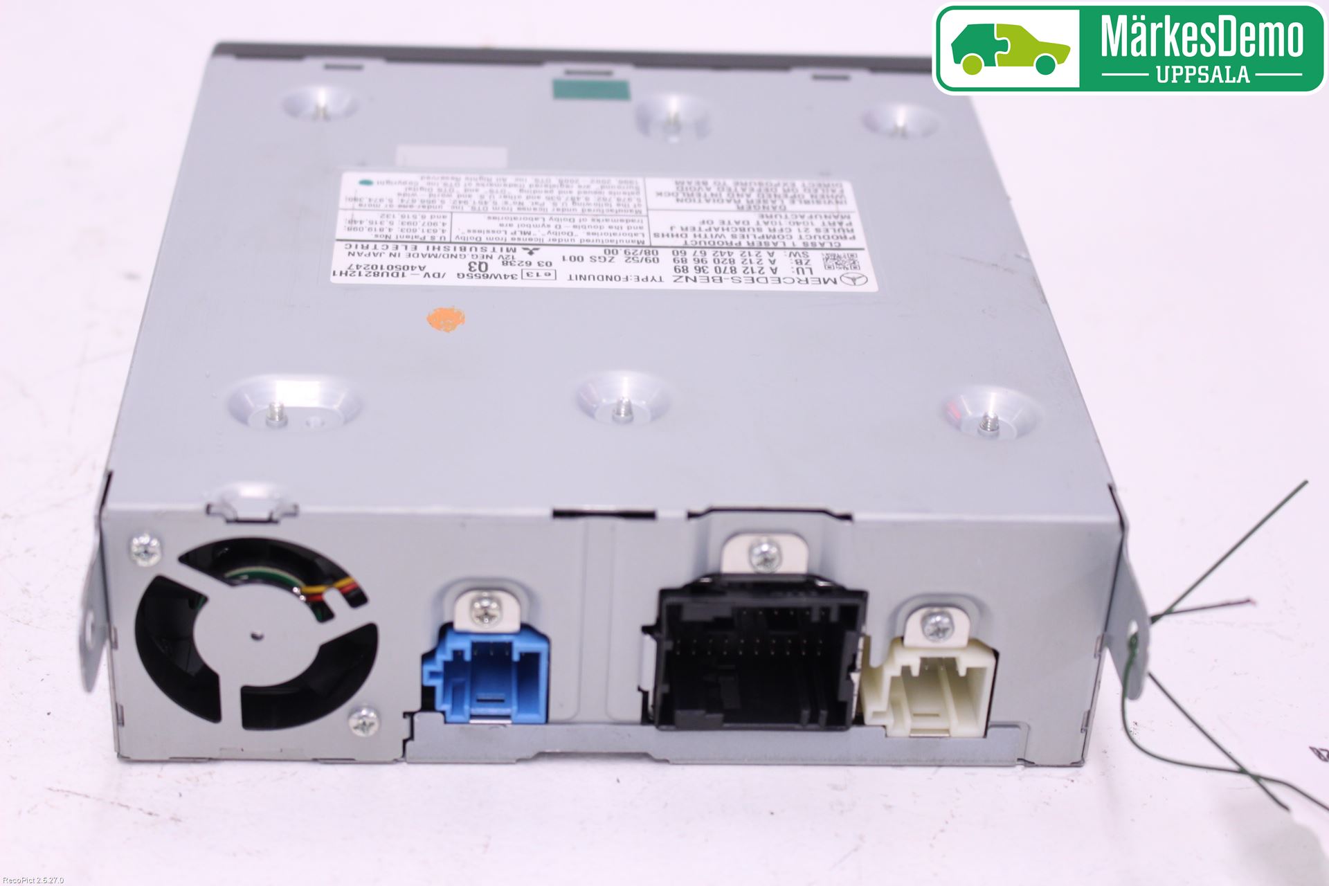Mercedes-Benz MB S-KLASS (W221) 05-13 Stereo Dvd Spiller