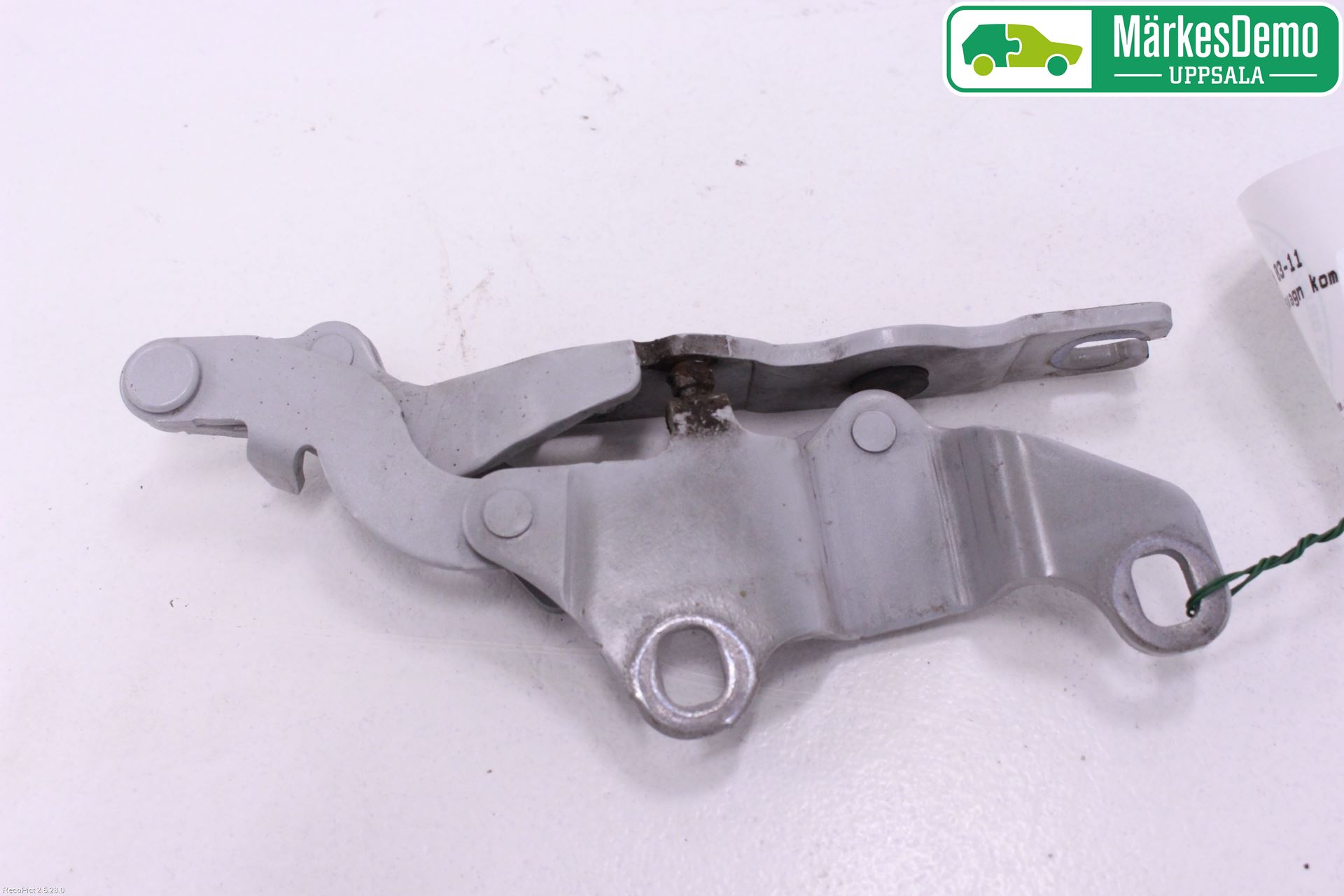 BMW 1 E87/81 5D/3D 03-11 Panser Hengsel - Hengsler