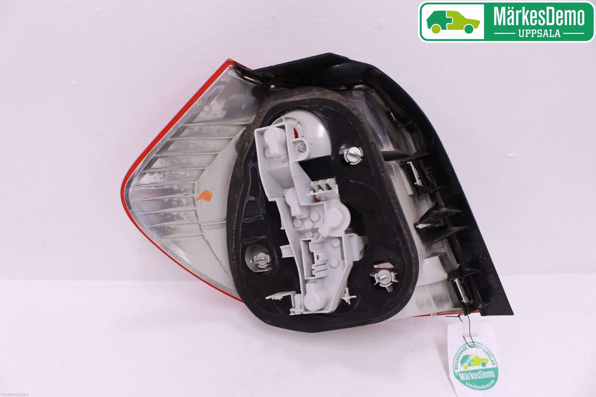 BMW 1 E87/81 5D/3D 03-11 Baklykt Venstre