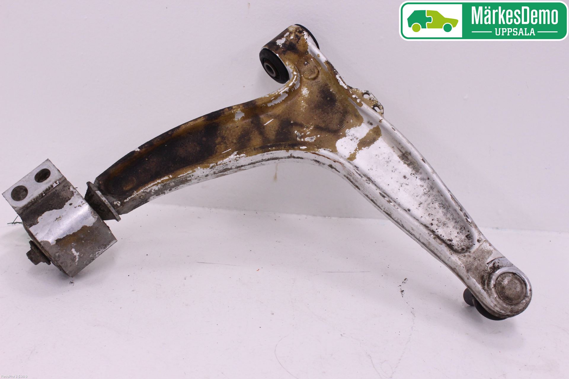 Opel VECTRA C 02-05 Bærearm Foran Venstre Nedre
