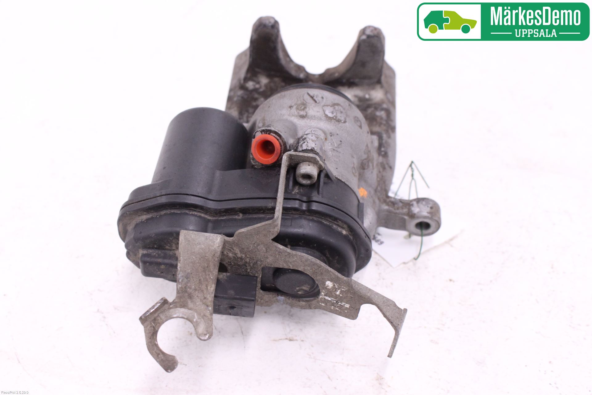 BMW 5 G30/G31/F90 17-23 Bremsecaliper Bak Venstre
