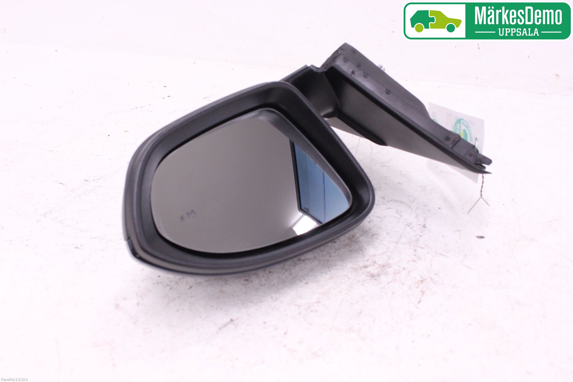 Opel INSIGNIA 17- Speil H M-El Justering