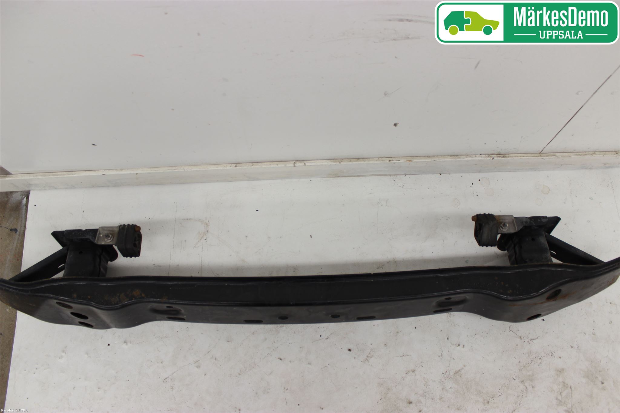 BMW 6 F12/F13 10-18 Støtfanger Bak Bjelke
