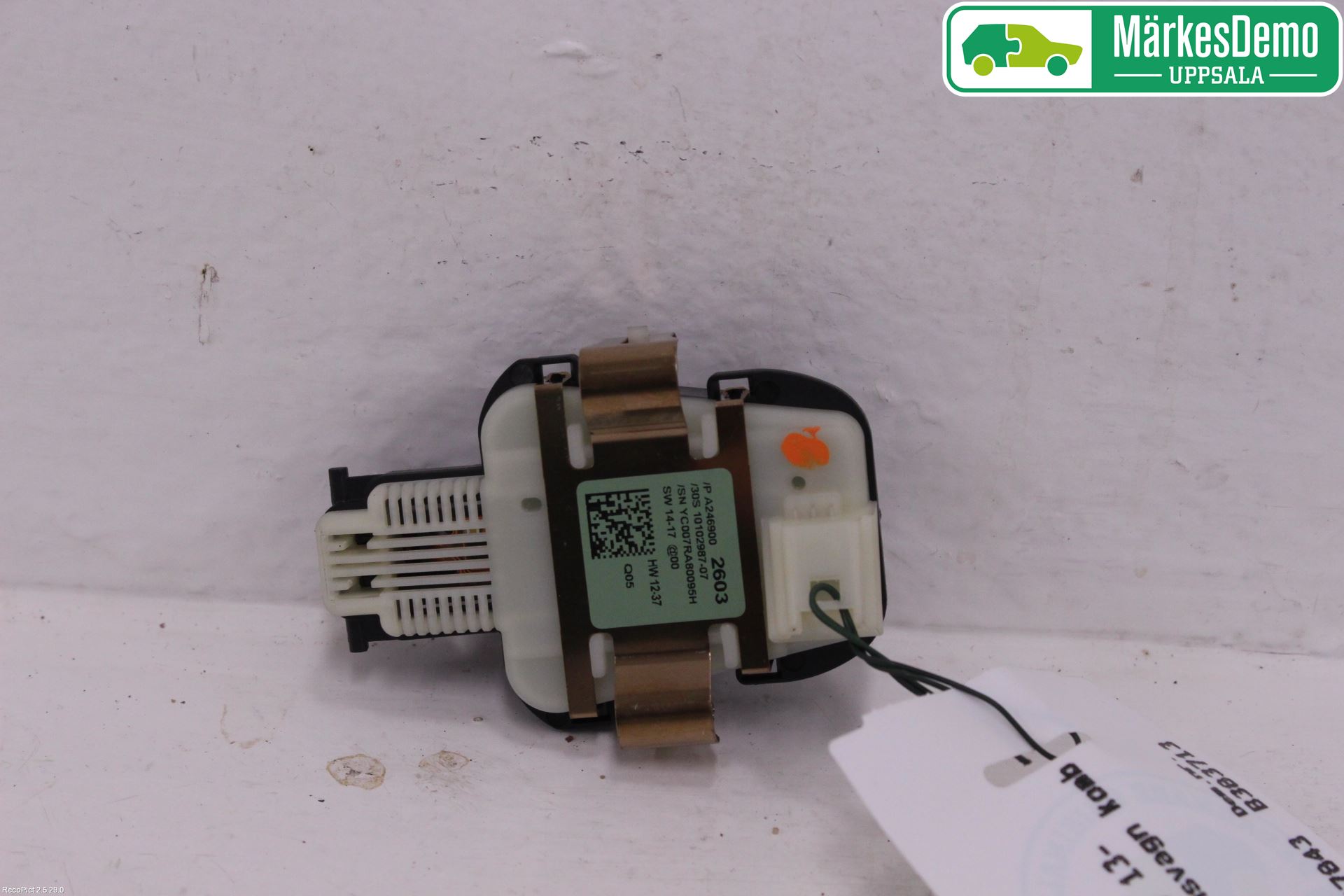 Mercedes-Benz MB GLA-KLASS (X156) 13-20 Sensor Regnsensor