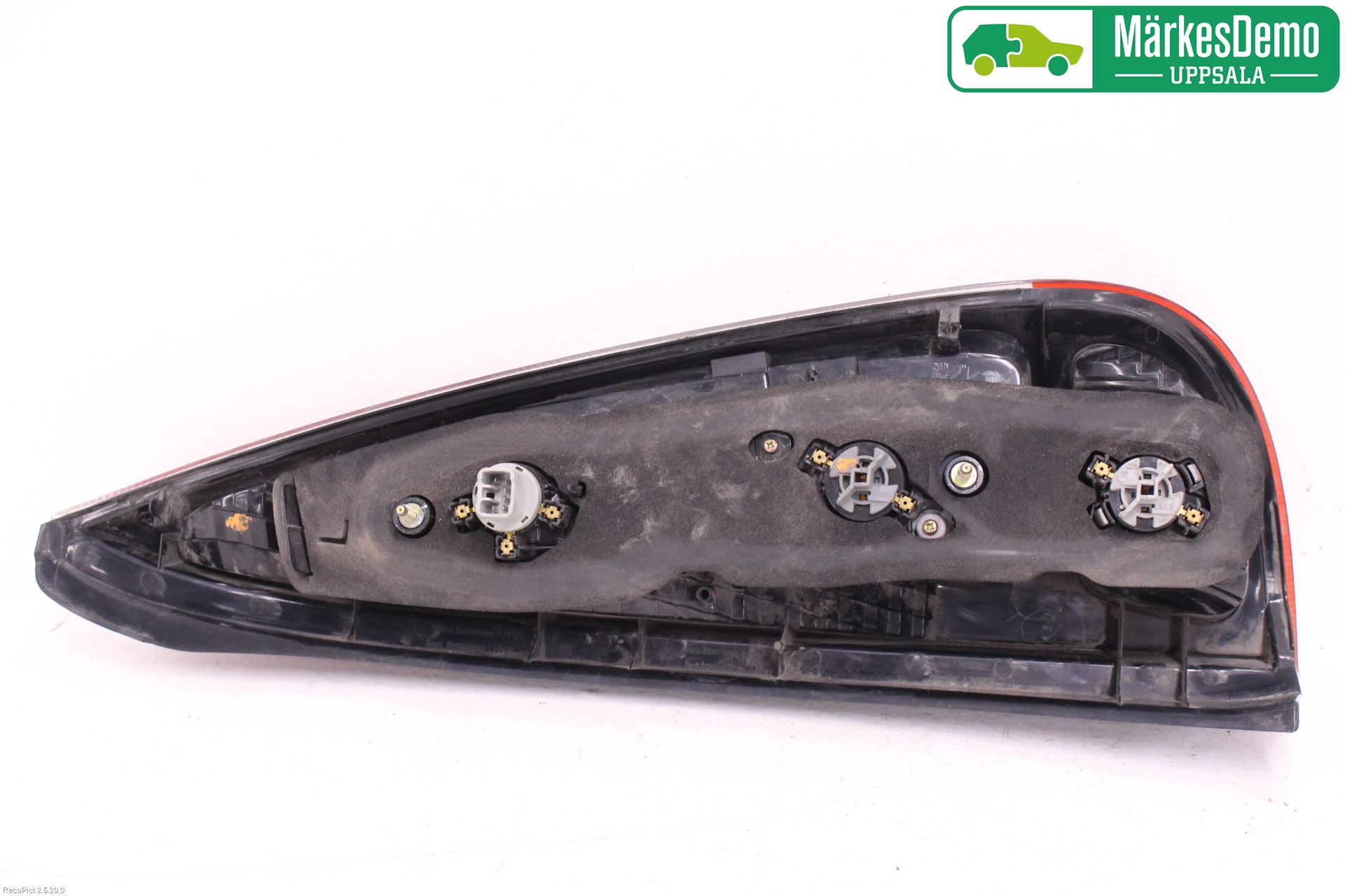 Toyota YARIS VERSO P1 00-05 Baklykt Venstre