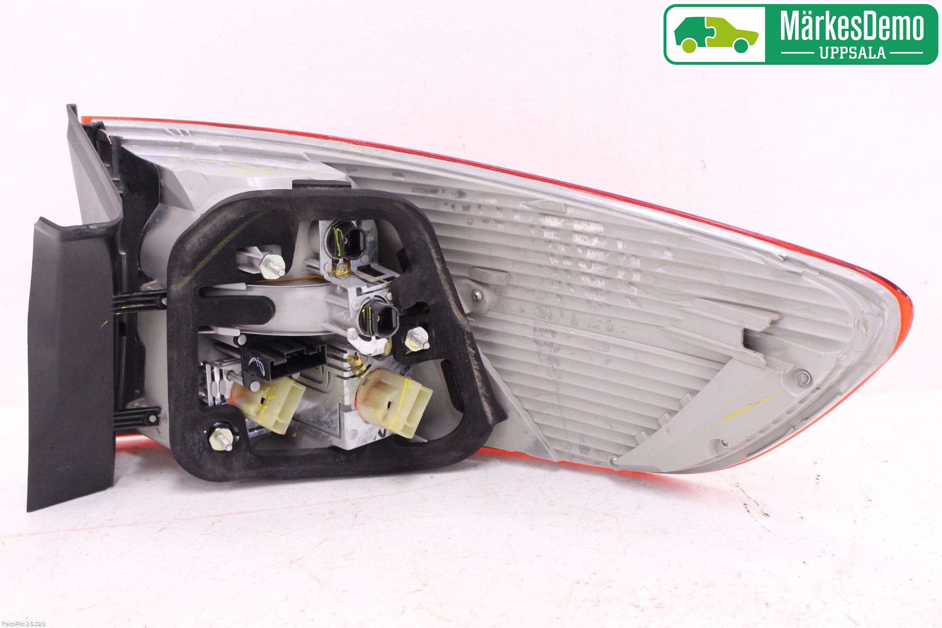 BMW X6 E71/E72   08-14 Baklykt Venstre