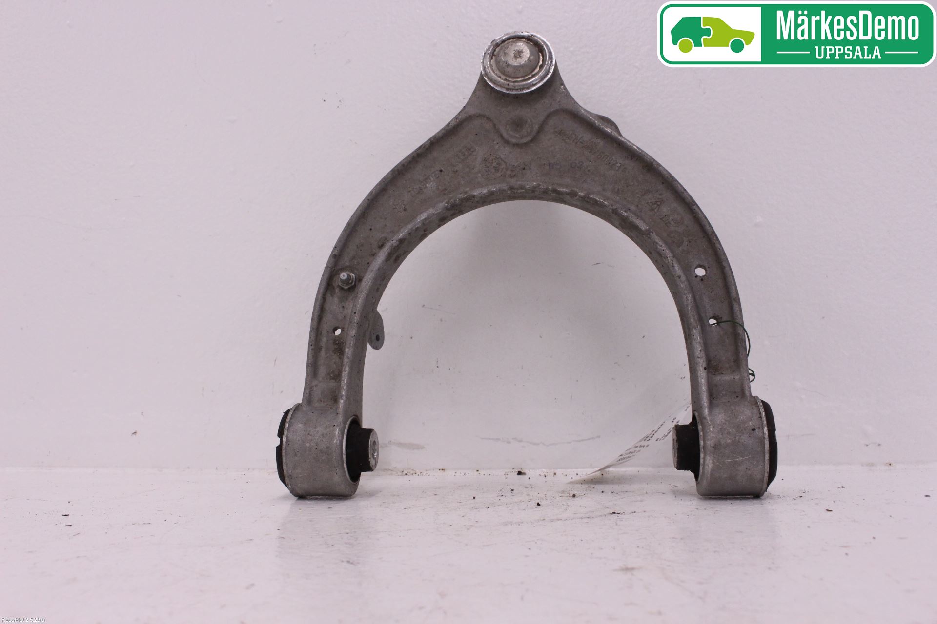 BMW 5 G30/G31/F90 17-23 Bærearm Foran Venstre Øvre