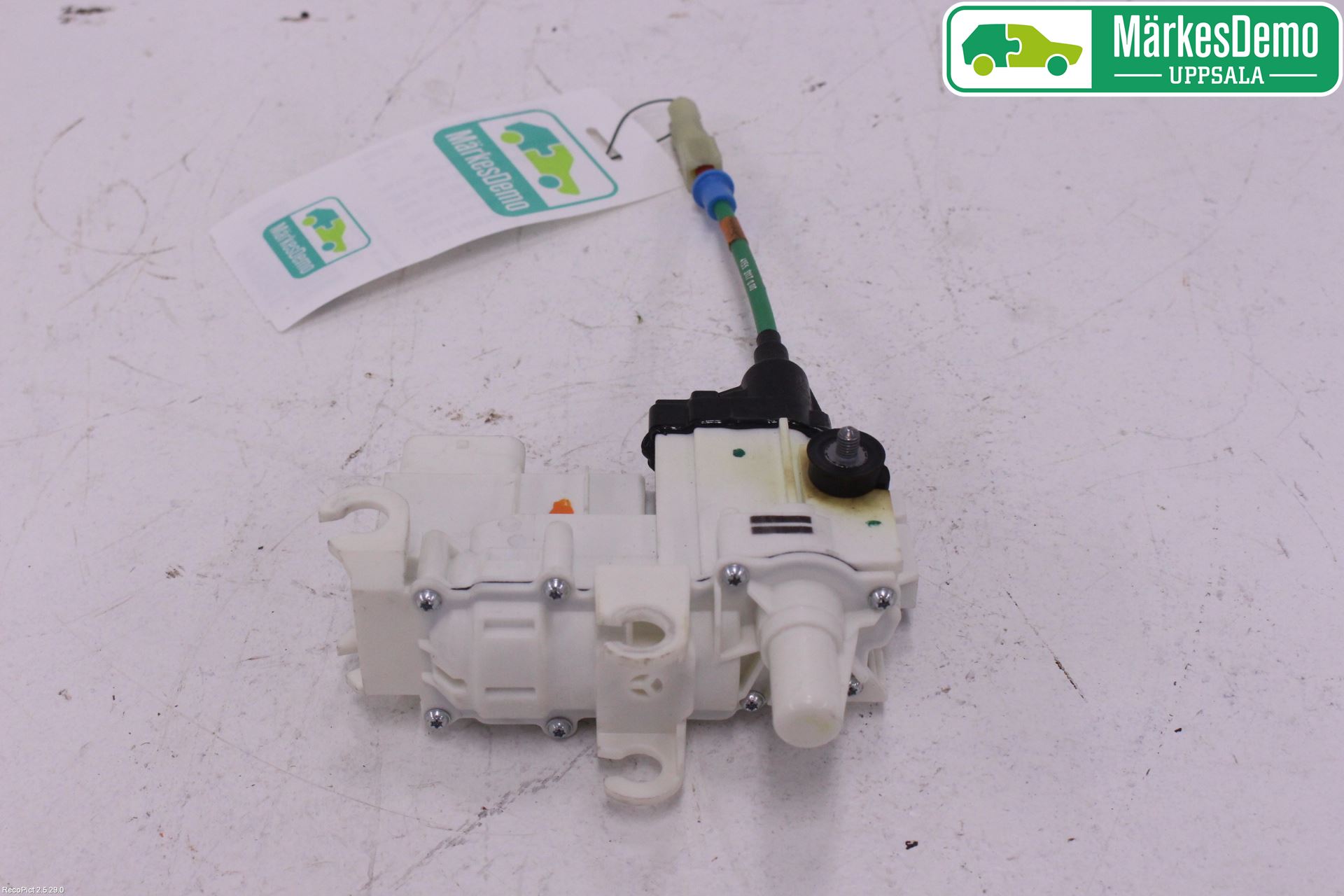 BMW 5 G30/G31/F90 17-23 Dørlås - Låsekasse