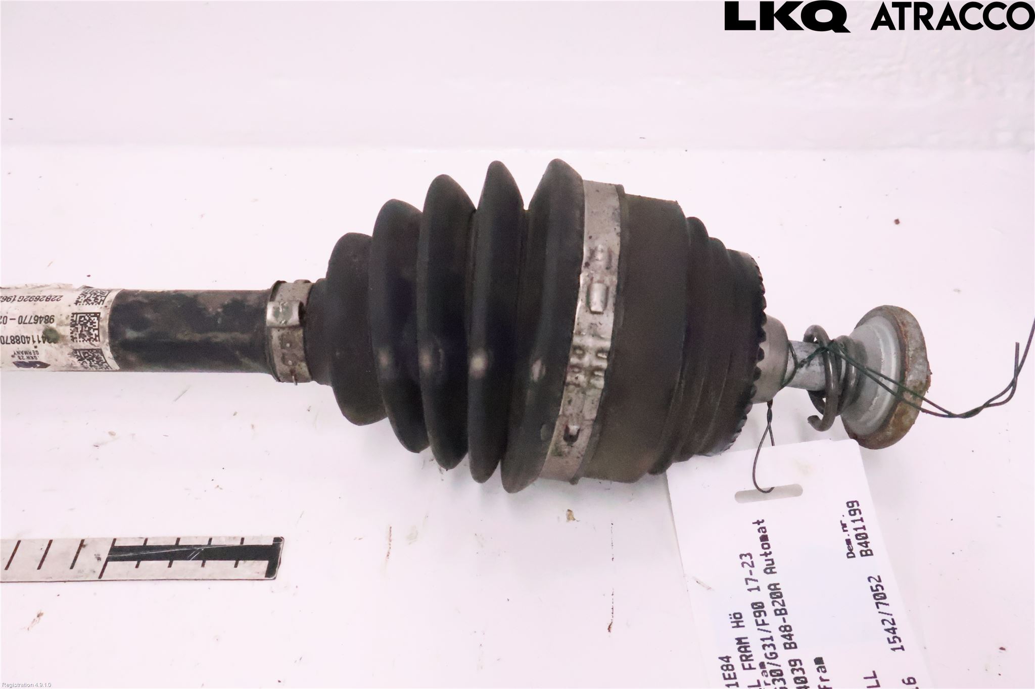 BMW 5 G30/G31/F90 17-23 Drivaksel Foran Kompl Høyre