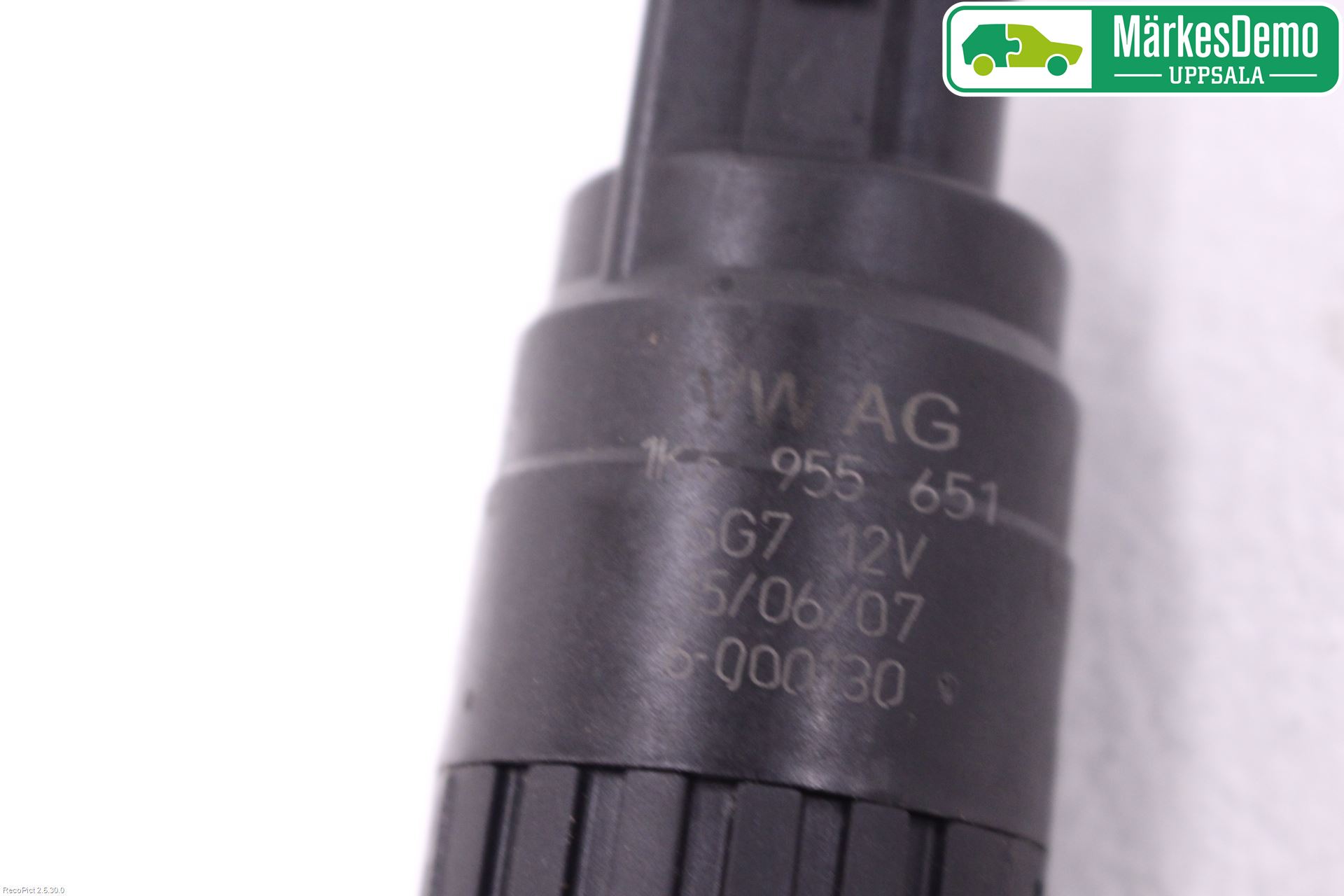 Volkswagen VW GOLF V 04-09 Spylerpumpe Frontrute
