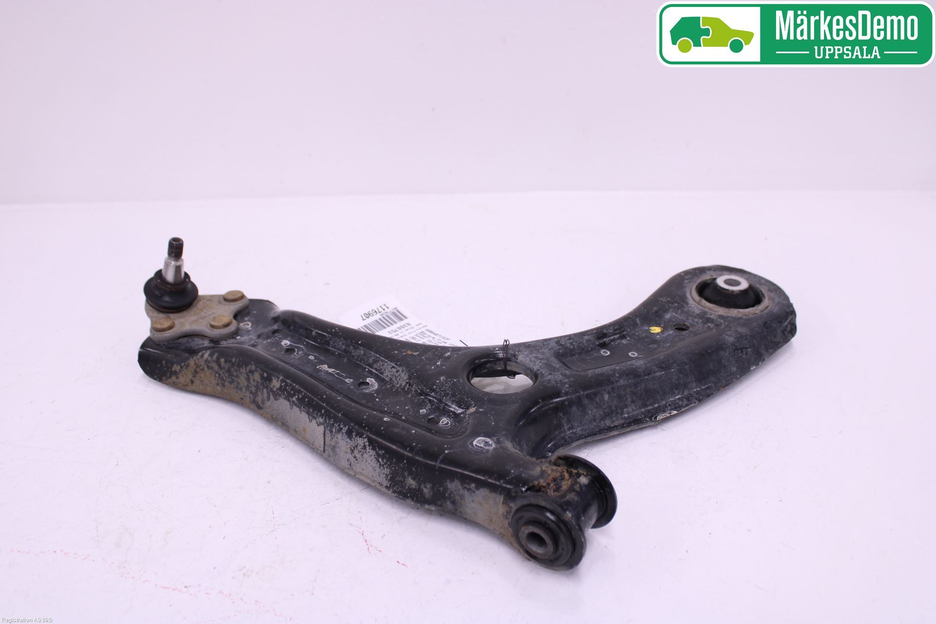 Seat IBIZA IV 08-16 Bærearm Foran Høyre Nedre