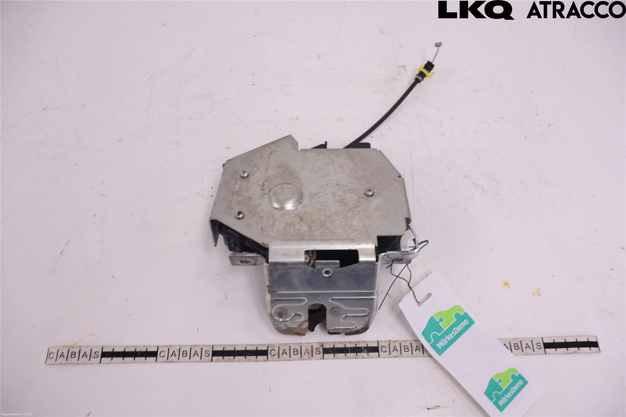 Volvo V70 08-13 Bakluke-Lokk Låsekasse
