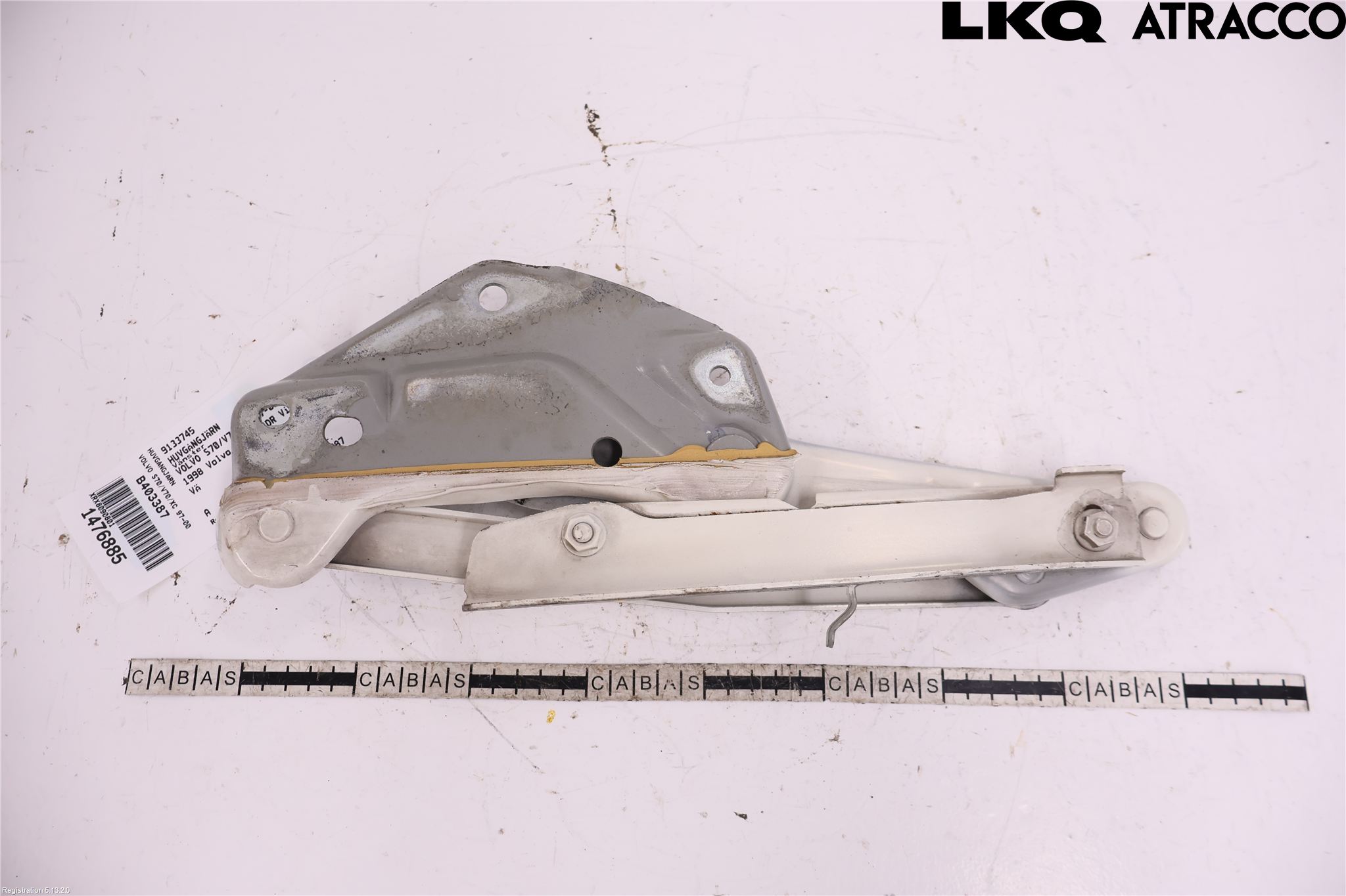 Volvo S70/V70/XC  97-00 Panser Hengsel - Hengsler