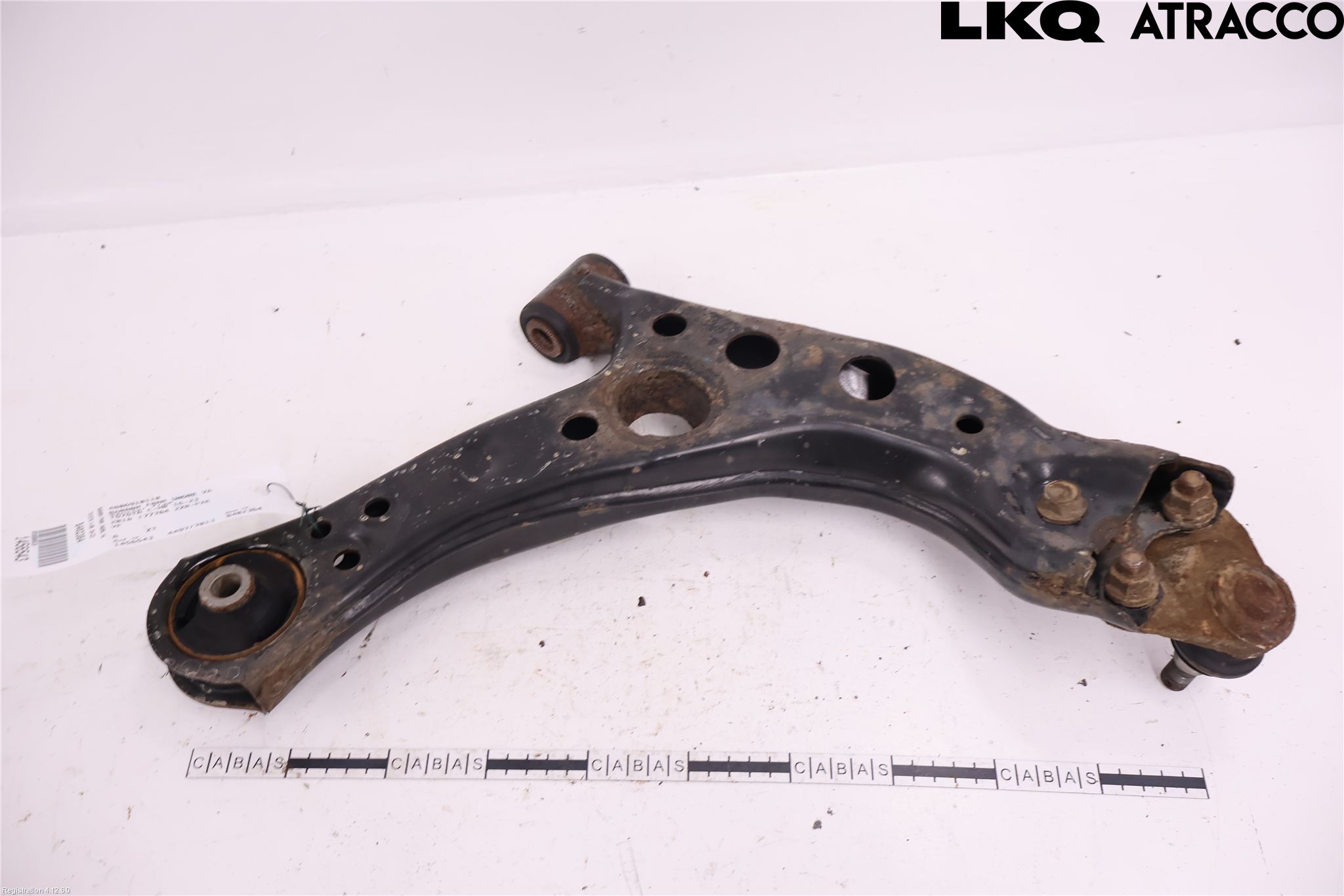 Toyota C-HR 16-23 Bærearm Foran Venstre Nedre