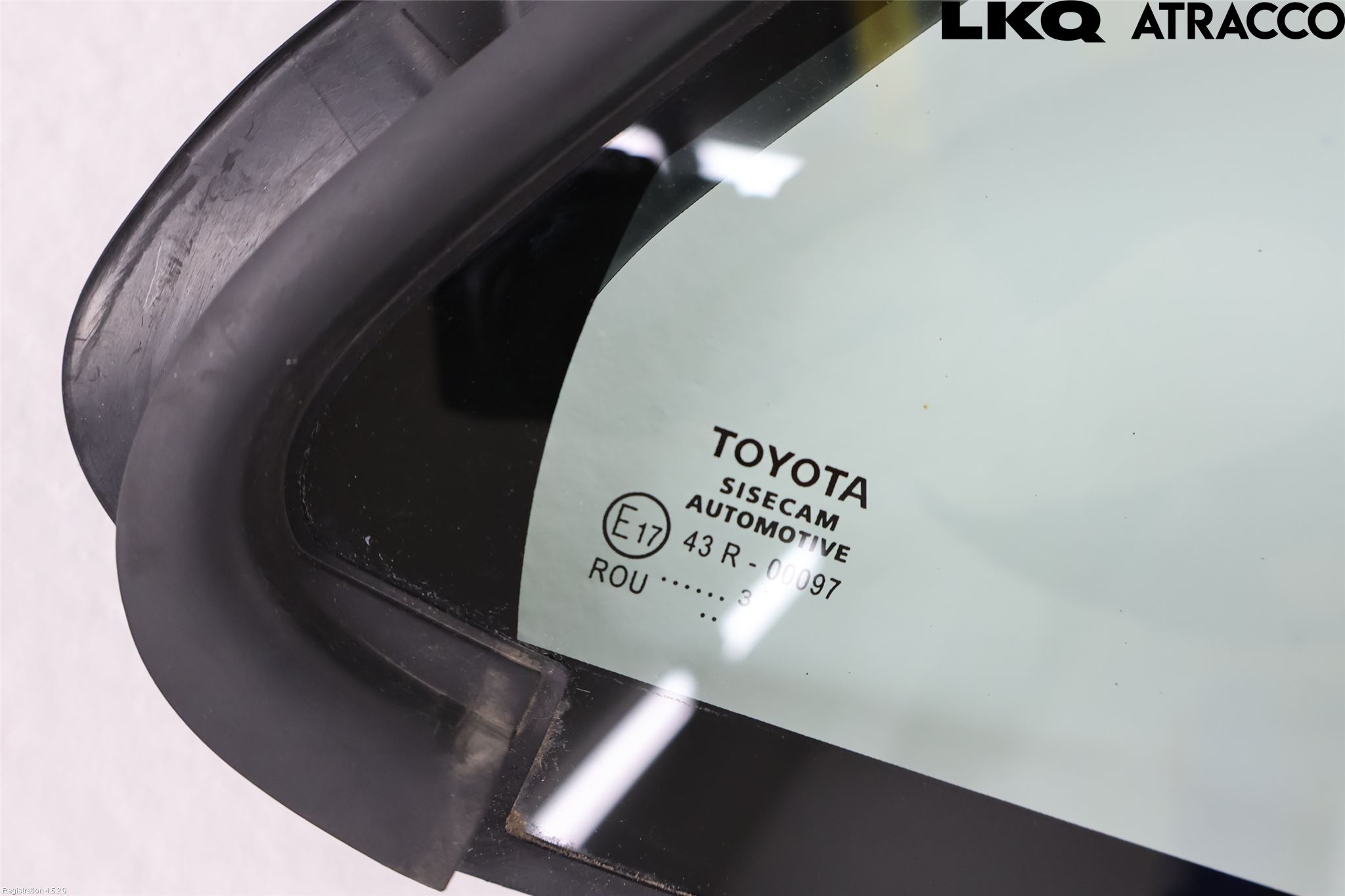 Toyota YARIS CROSS XP21 21- Dørrute Bak Høyre Trekant 4D