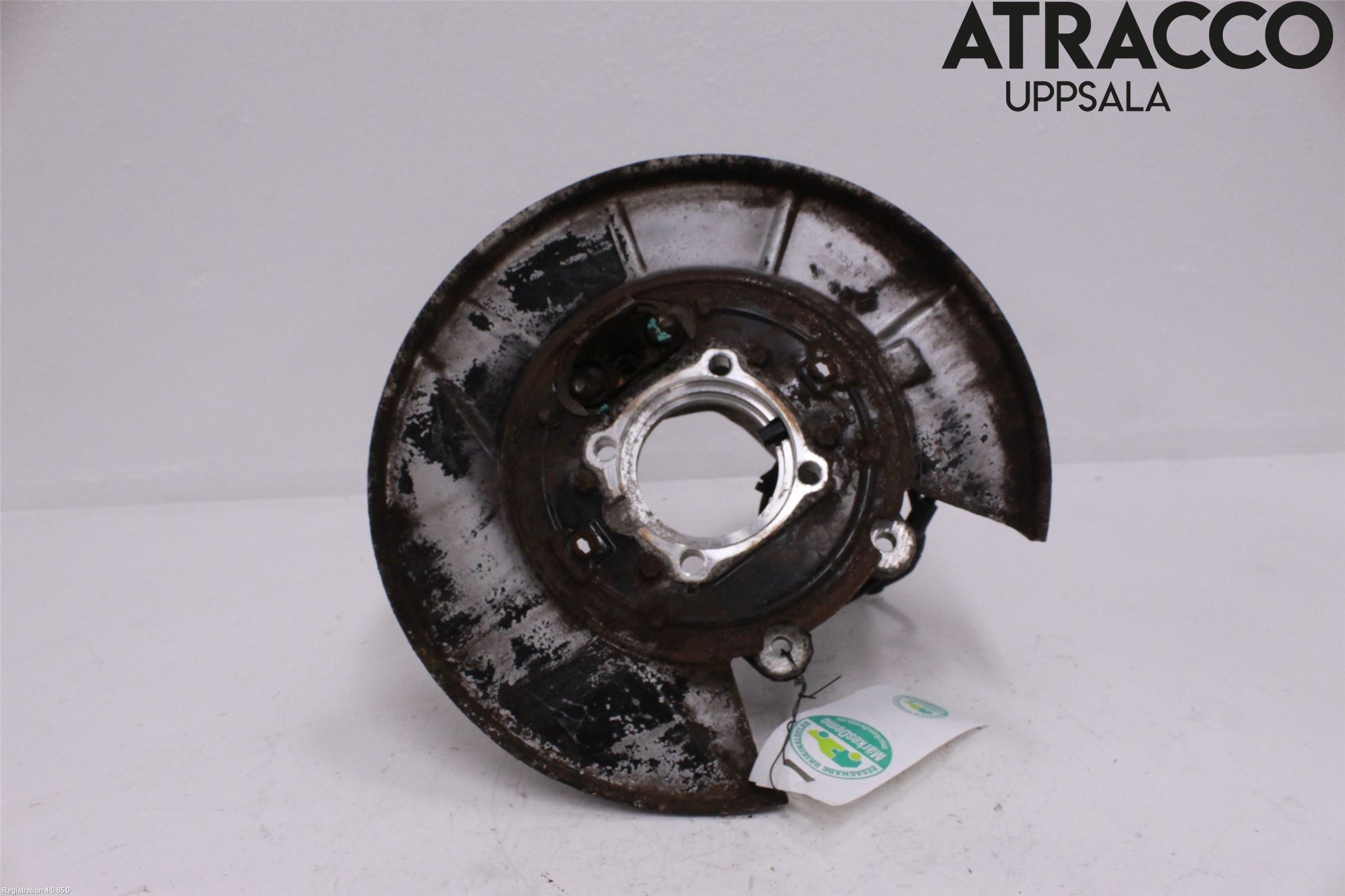 BMW X5 E53     99-06 Spindel Vb