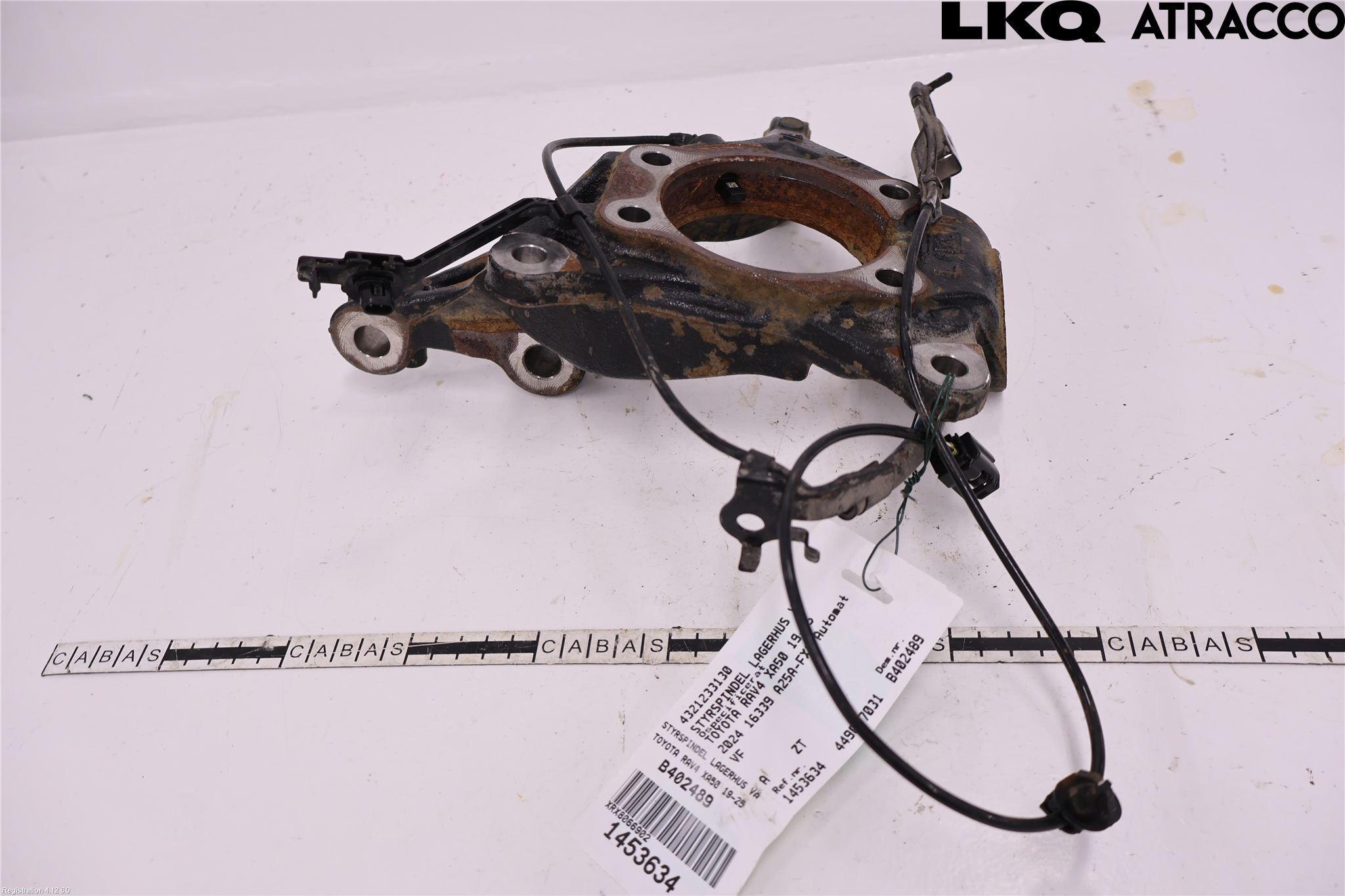 Toyota RAV4 19- Spindel Vf
