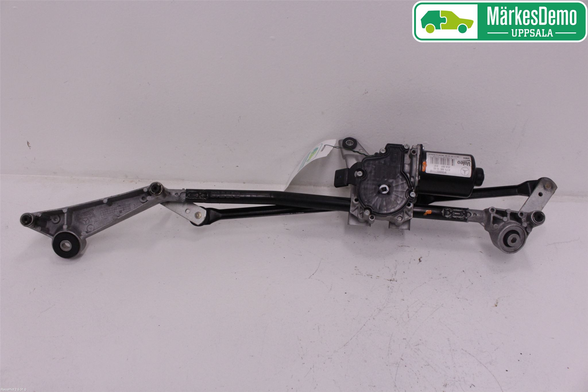 Mercedes-Benz MB CLA-KLASS (C117/X117) 13-19 Viskermotor Frontrute