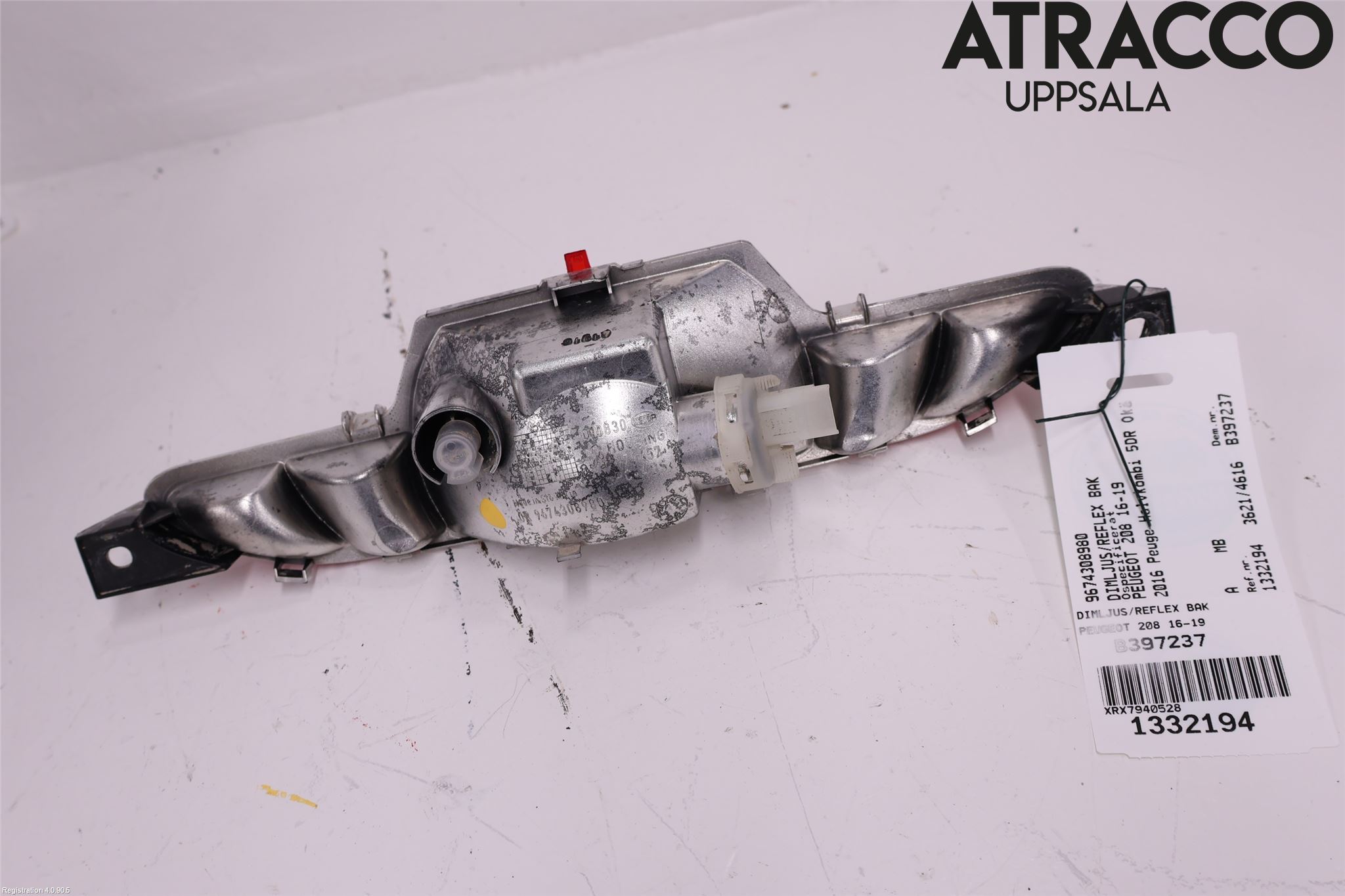 Peugeot PEUGOT 208 16-19 Refleks Bak