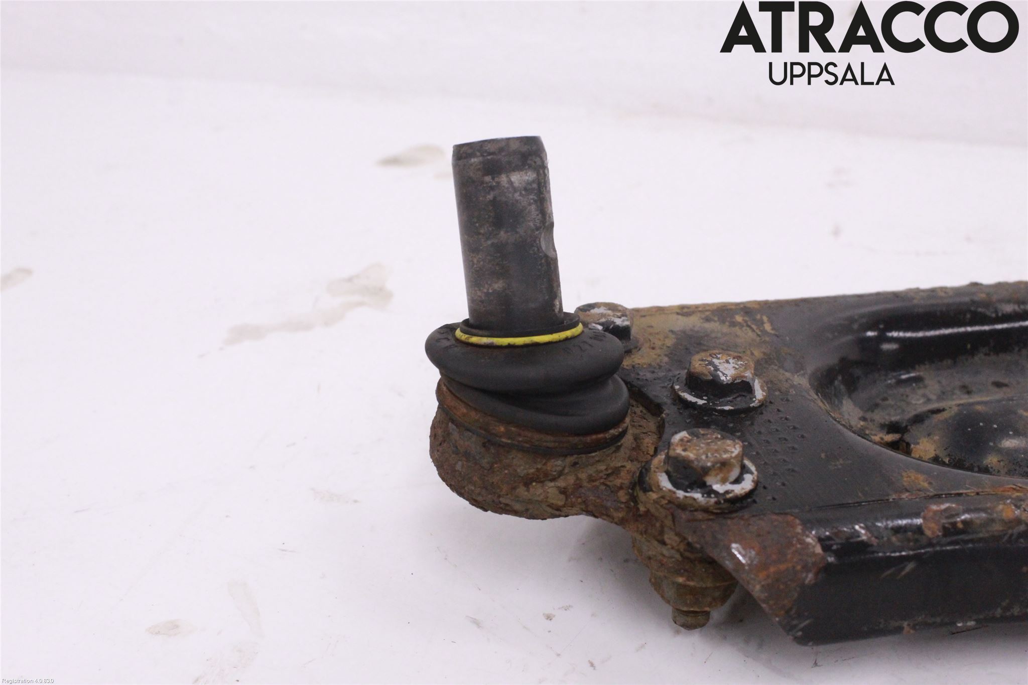 Saab 9-5     06-10 Bærearm Foran Venstre Nedre