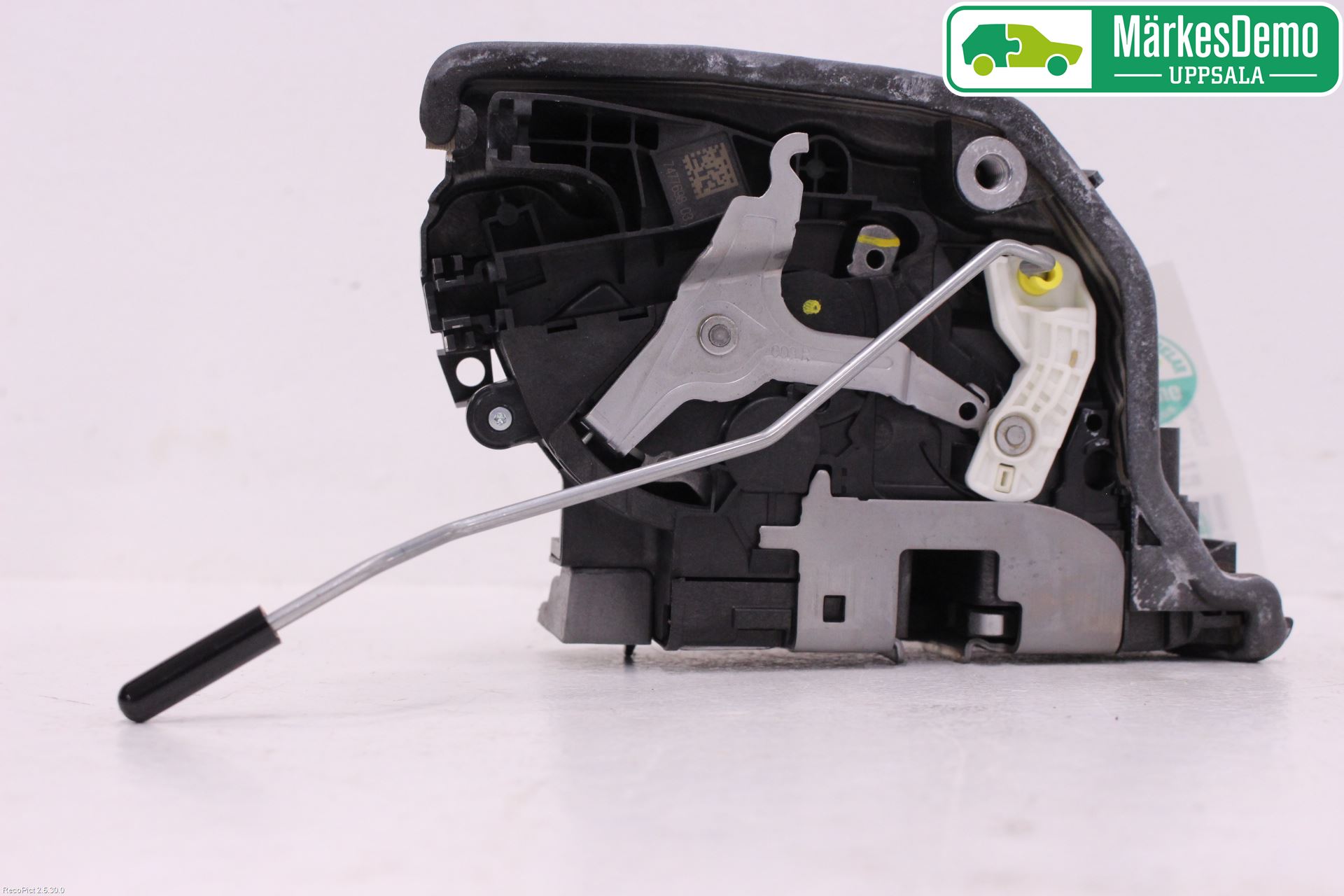 BMW 5 G30/G31/F90 17-23 Dørlås - Låsekasse