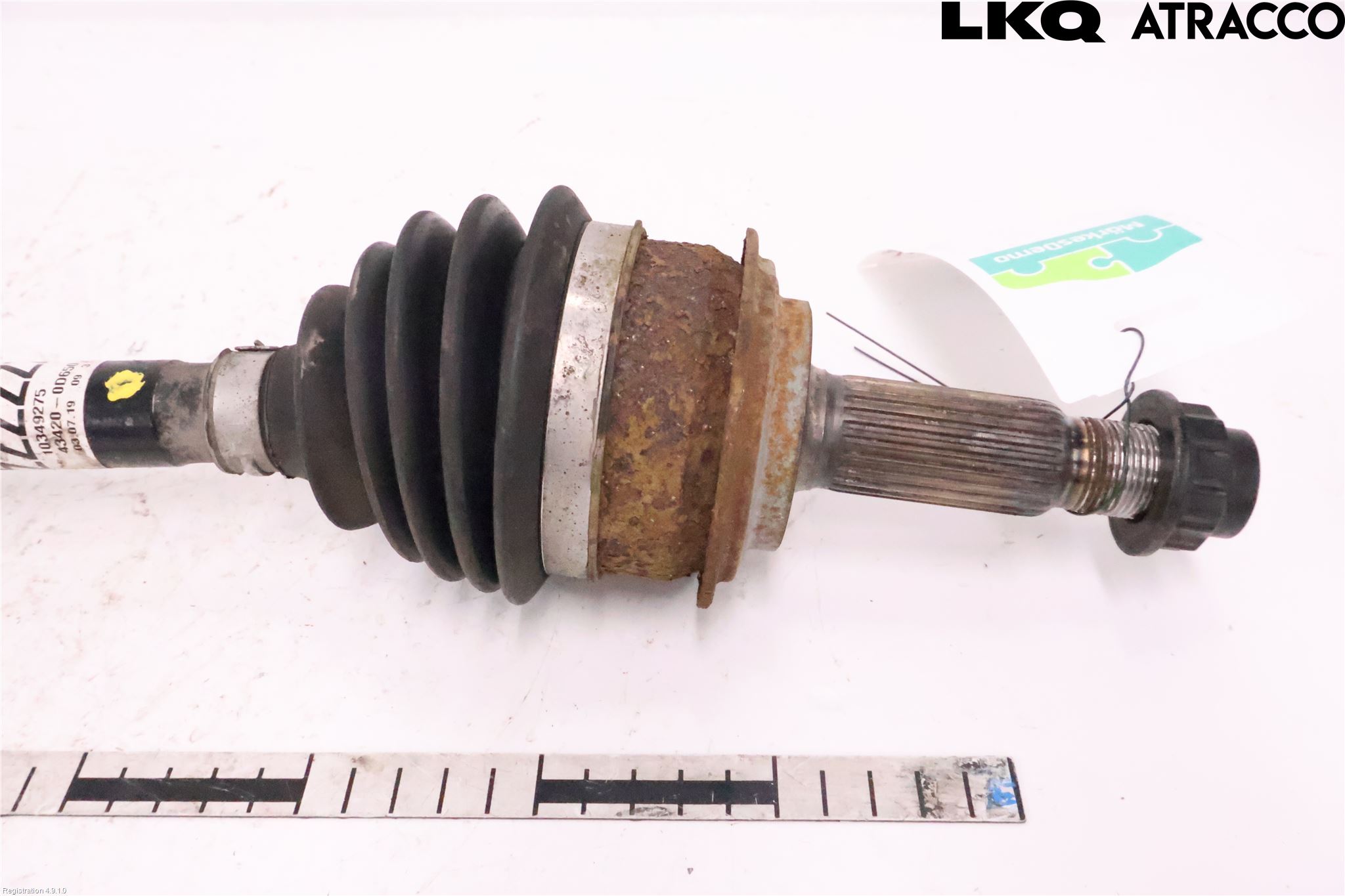 Toyota YARIS XP130 15-20 Drivaksel Foran Kompl Venstre
