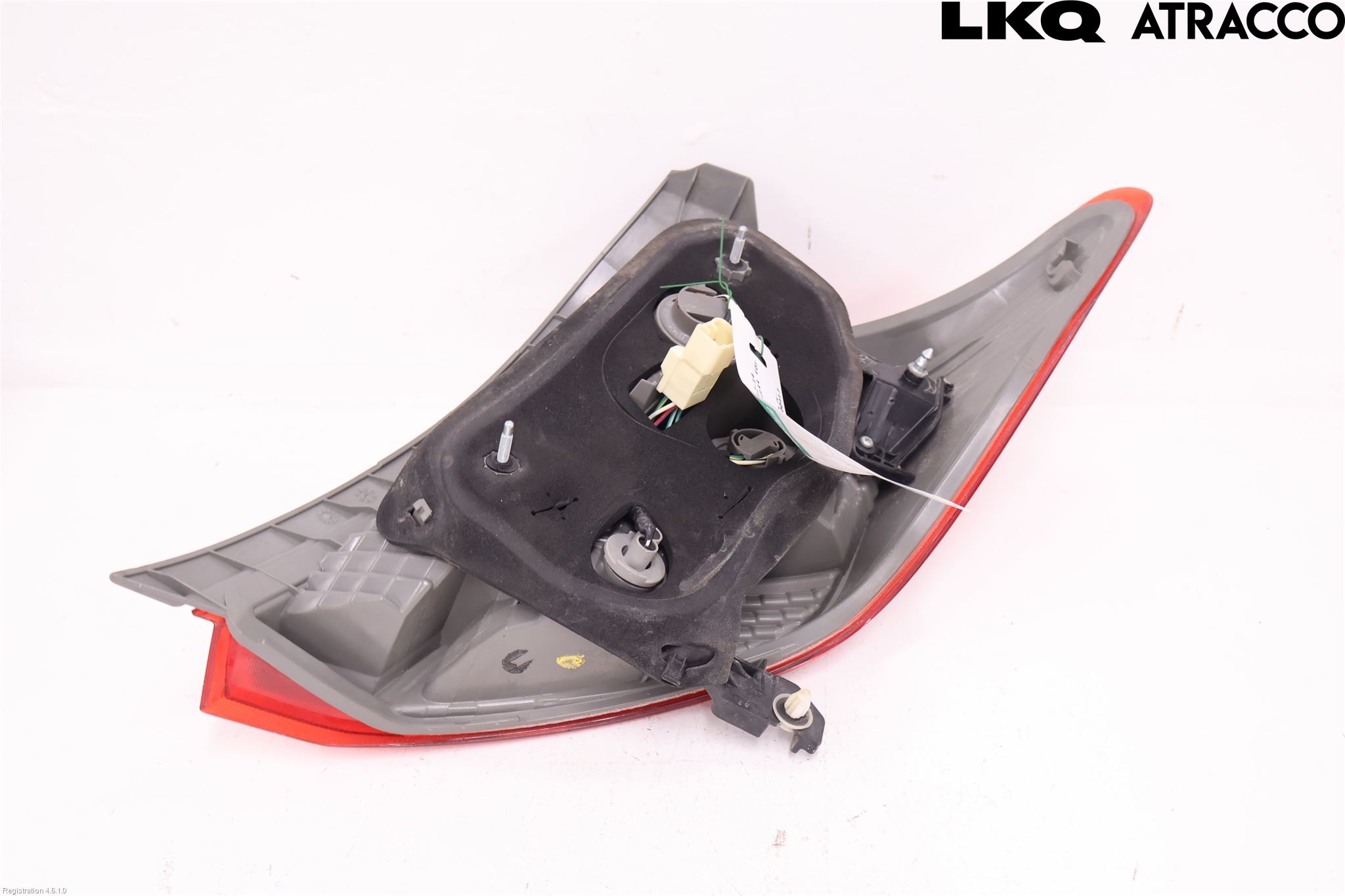 Toyota YARIS XP130 12-14 Baklykt Venstre