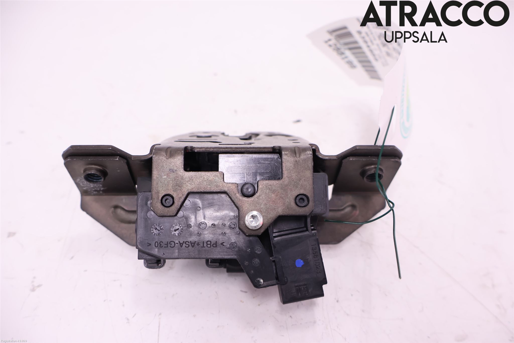 Opel ASTRA J 10-15 Bakluke-Lokk Låsekasse