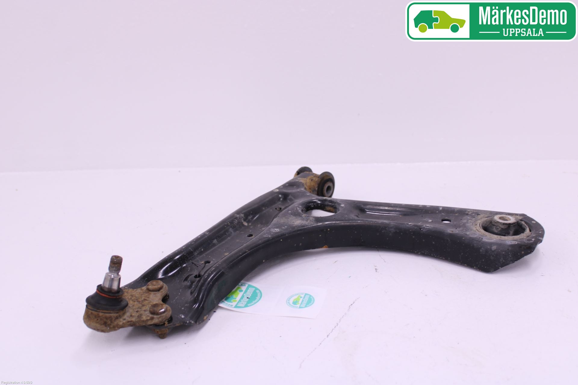 Volkswagen VW POLO 10-17 Bærearm Foran Venstre Nedre