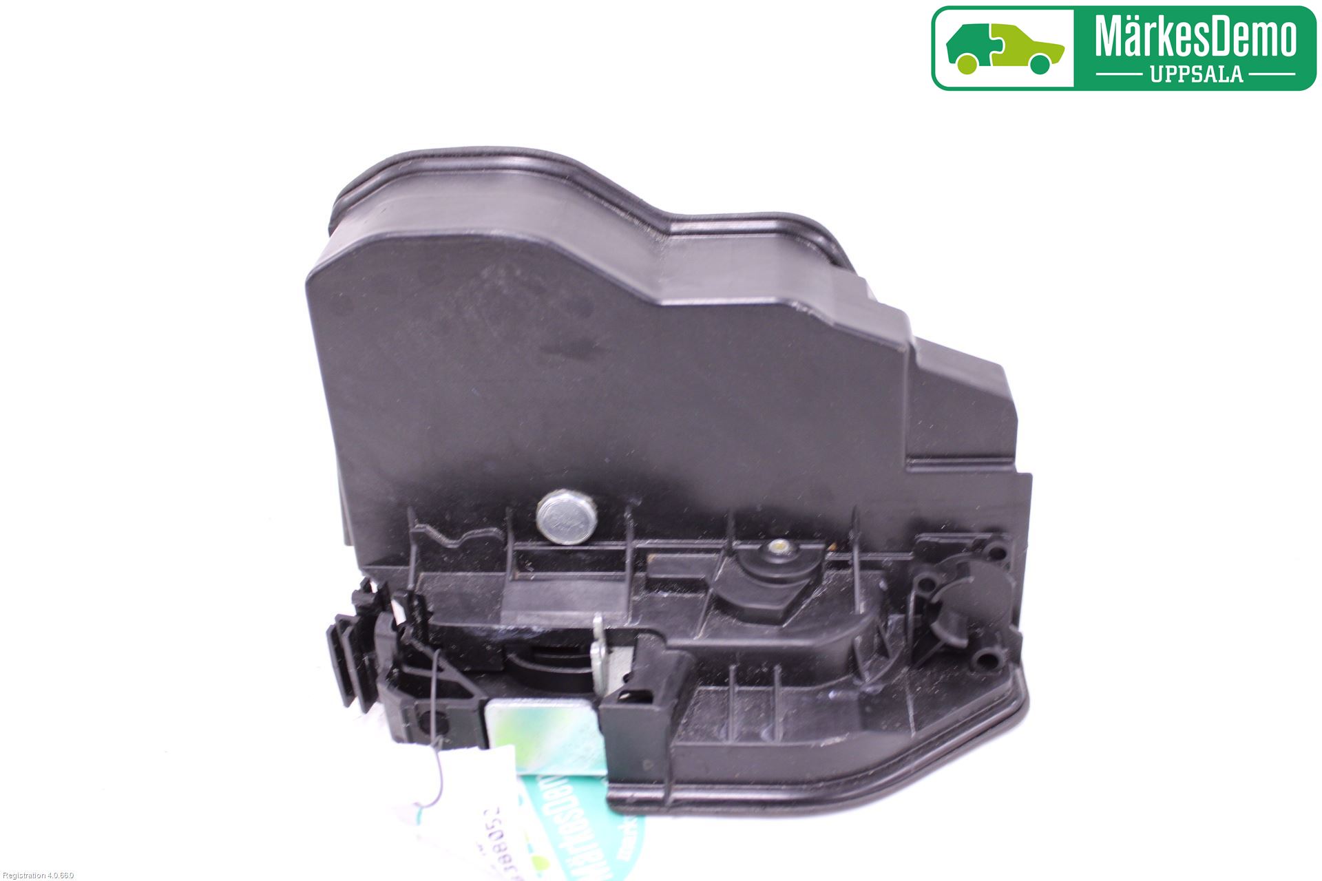 BMW 3 F30/F31/F80 12-19 Dørlås - Låsekasse