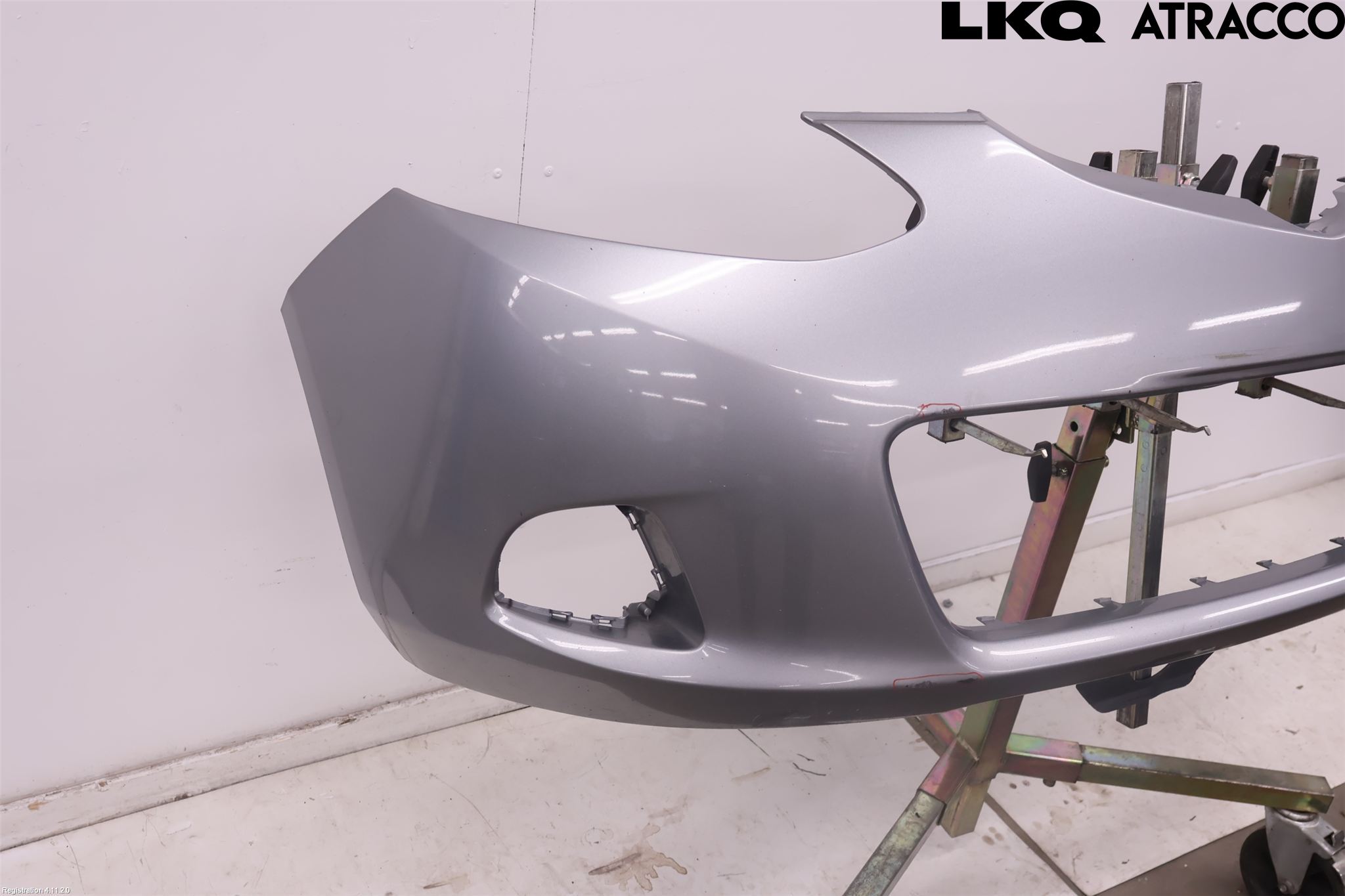 Mazda 2 (DE) 08-15 Støtfanger Foran Plastdeksel