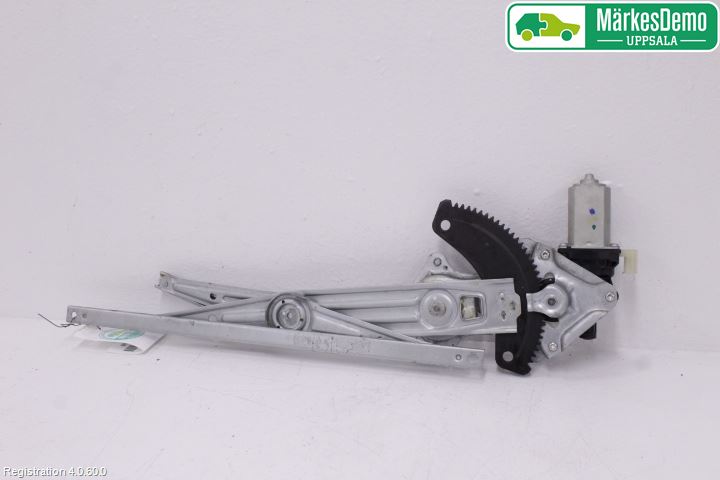 Nissan MICRA 11-16 Vindusheis El Komp