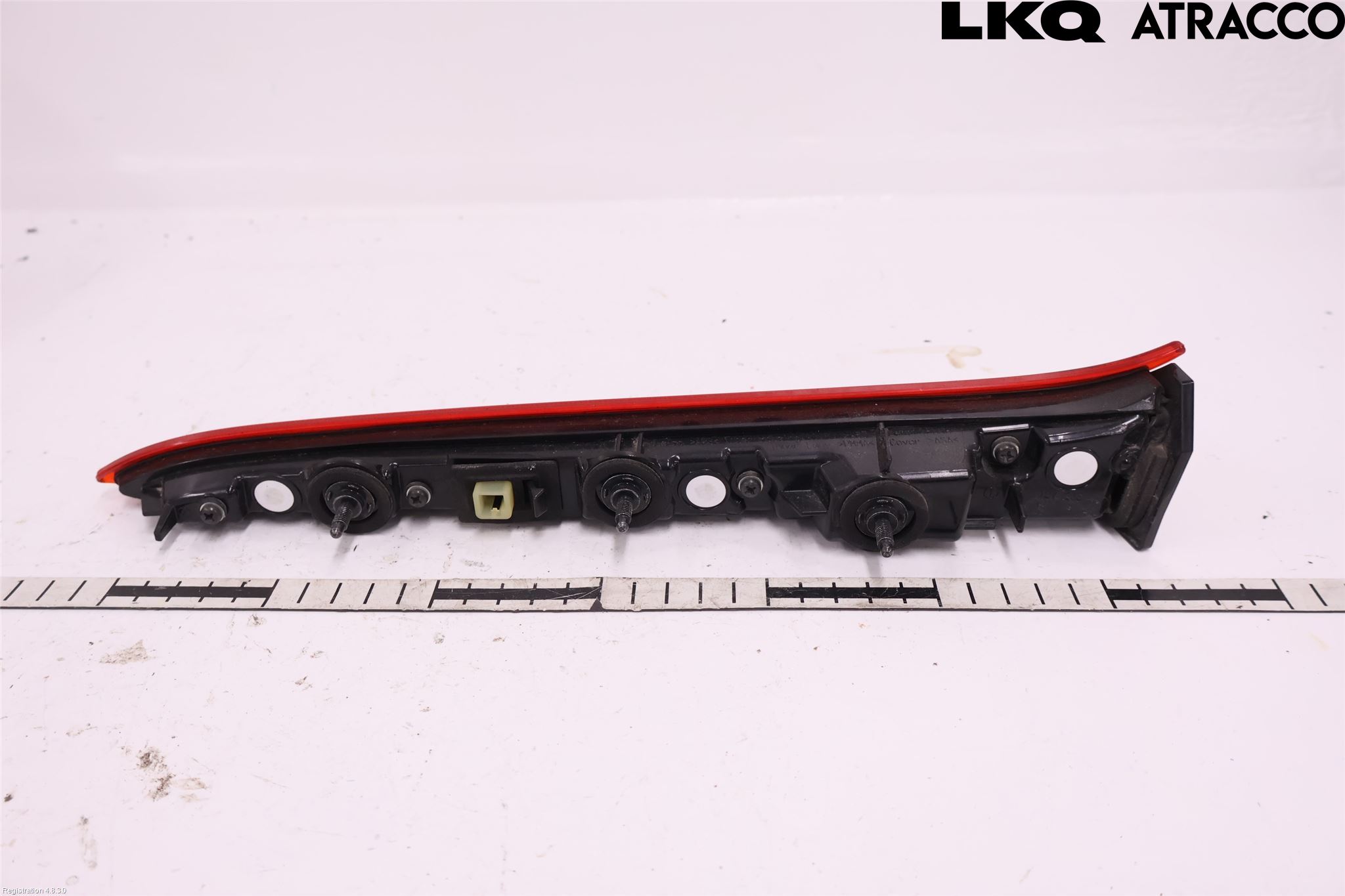 Toyota PRIUS (ZVW50) 16-21 Baklykt Venstre  På Luke(Indre