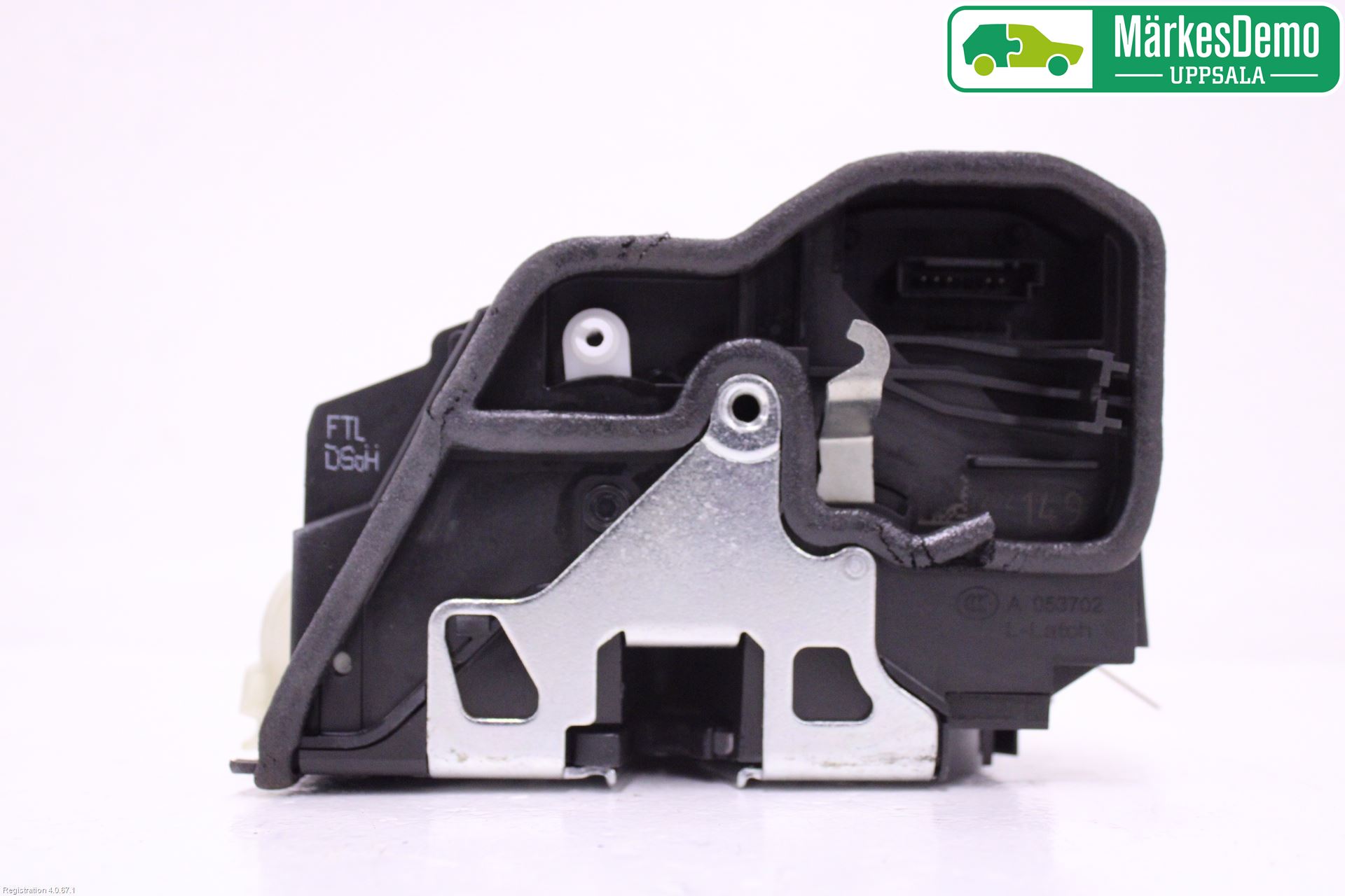 BMW 3 F30/F31/F80 12-19 Dørlås - Låsekasse