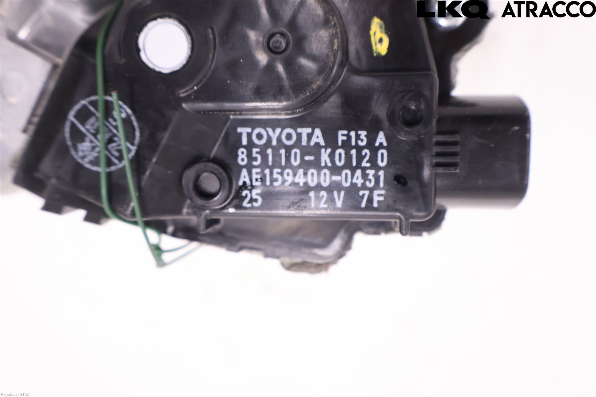 Toyota YARIS XP21 20- Viskermotor Frontrute