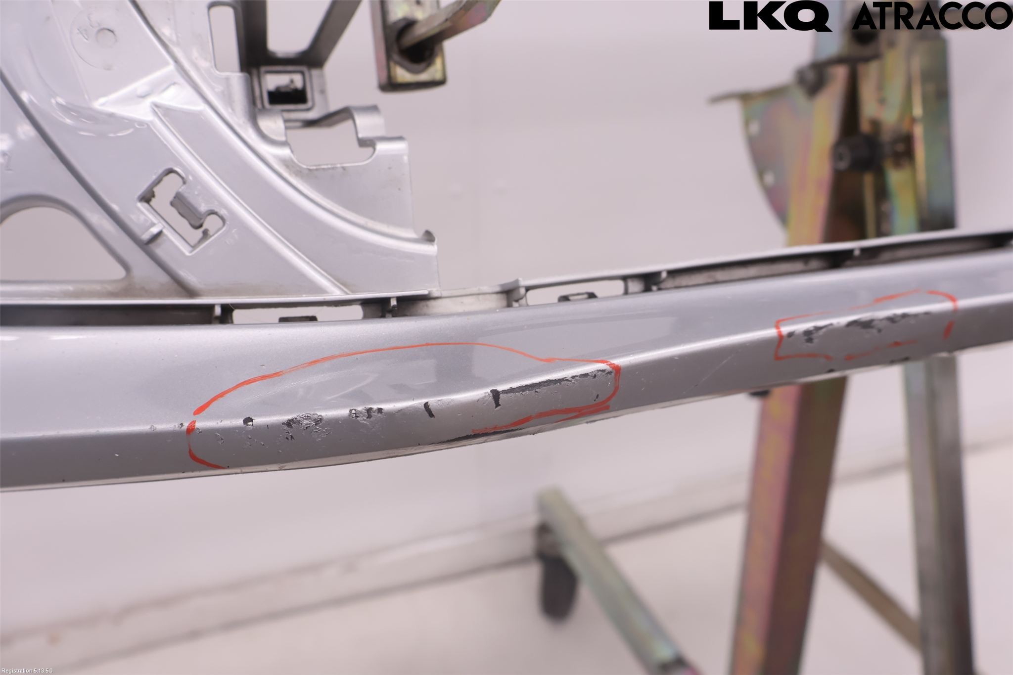 Volkswagen VW POLO 10-17 Støtfanger Foran Plastdeksel