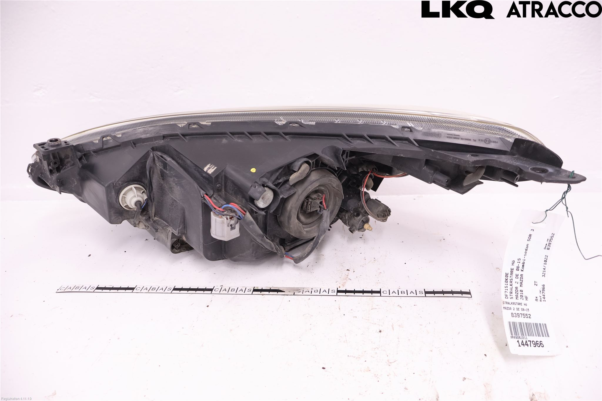 Mazda 2 (DE) 08-15 Frontlykt Høyre