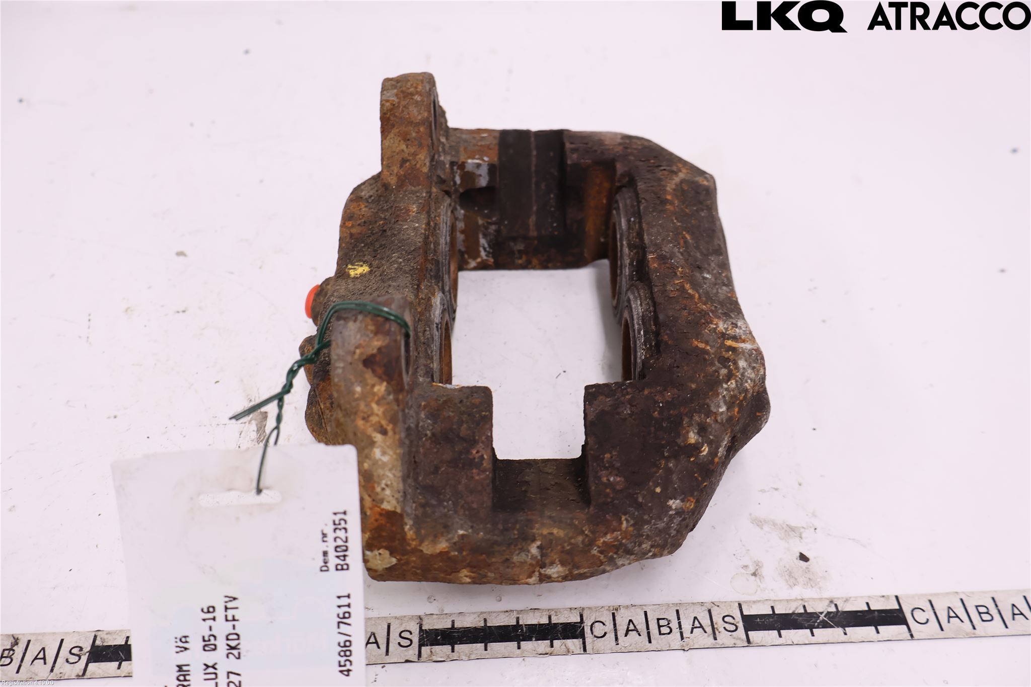 Toyota HILUX 05-16 Bremsecaliper Foran Venstre