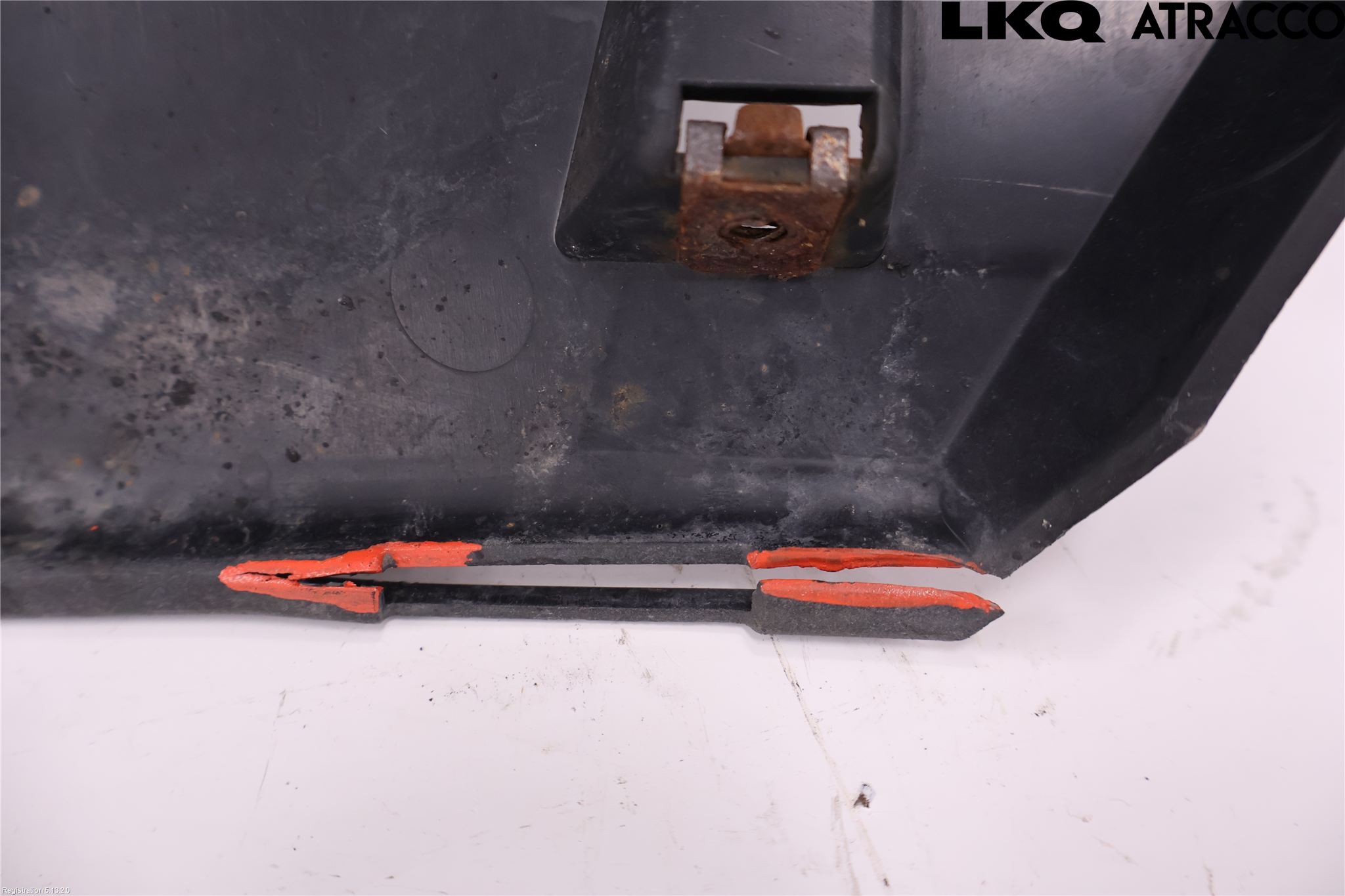 BMW 5 F10/F11/F18 09-17 Støtfangerfeste Bak Høyre