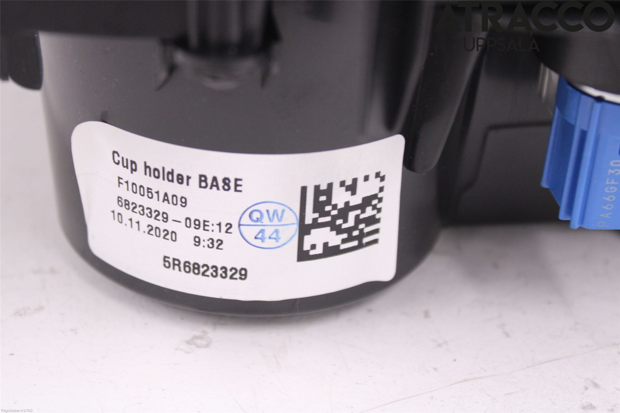 BMW 1 F40 19- Innr Koppholder