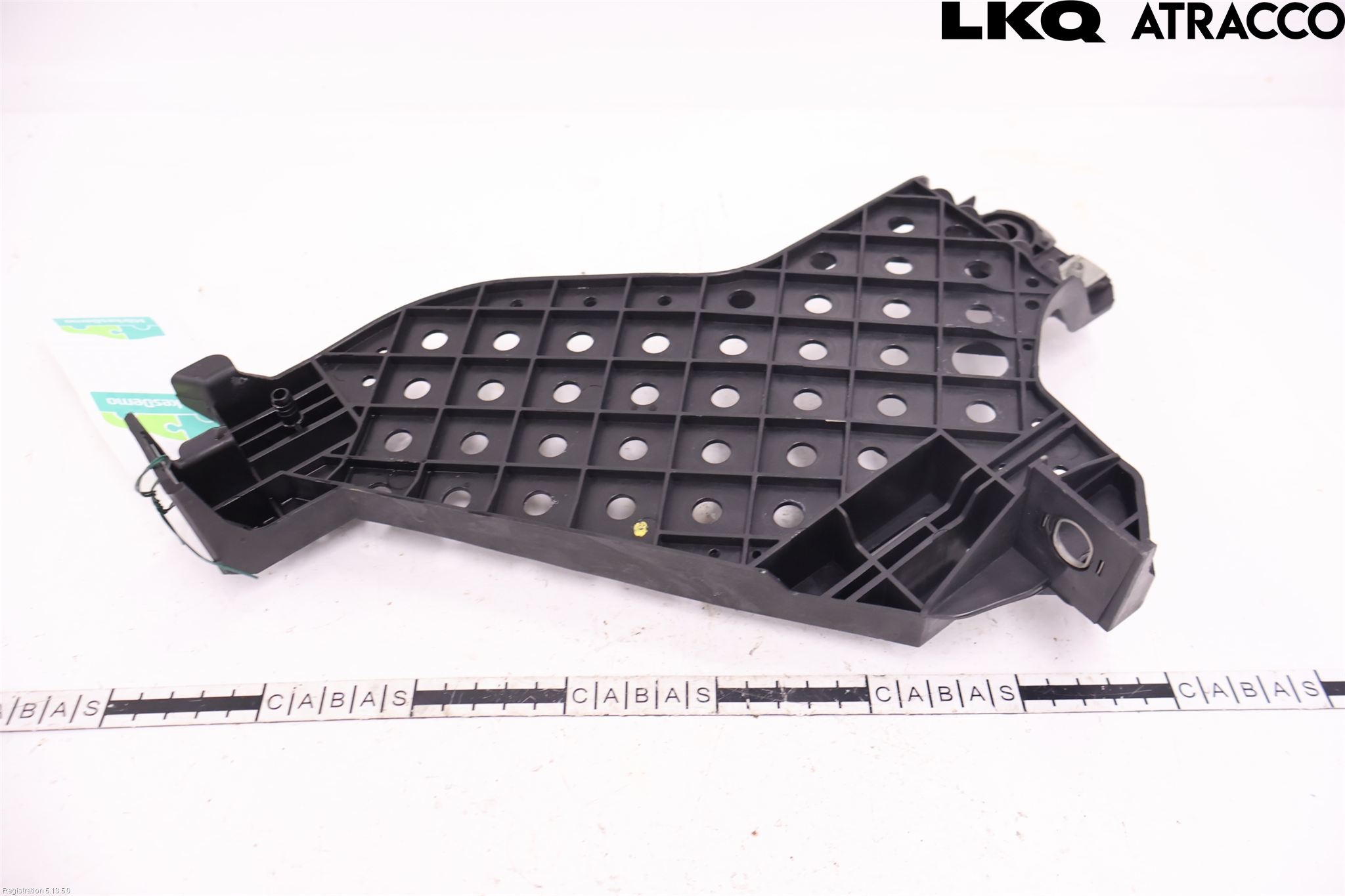 Audi Q3 8U 12-18 Frontlykt Ramme H Lyktering