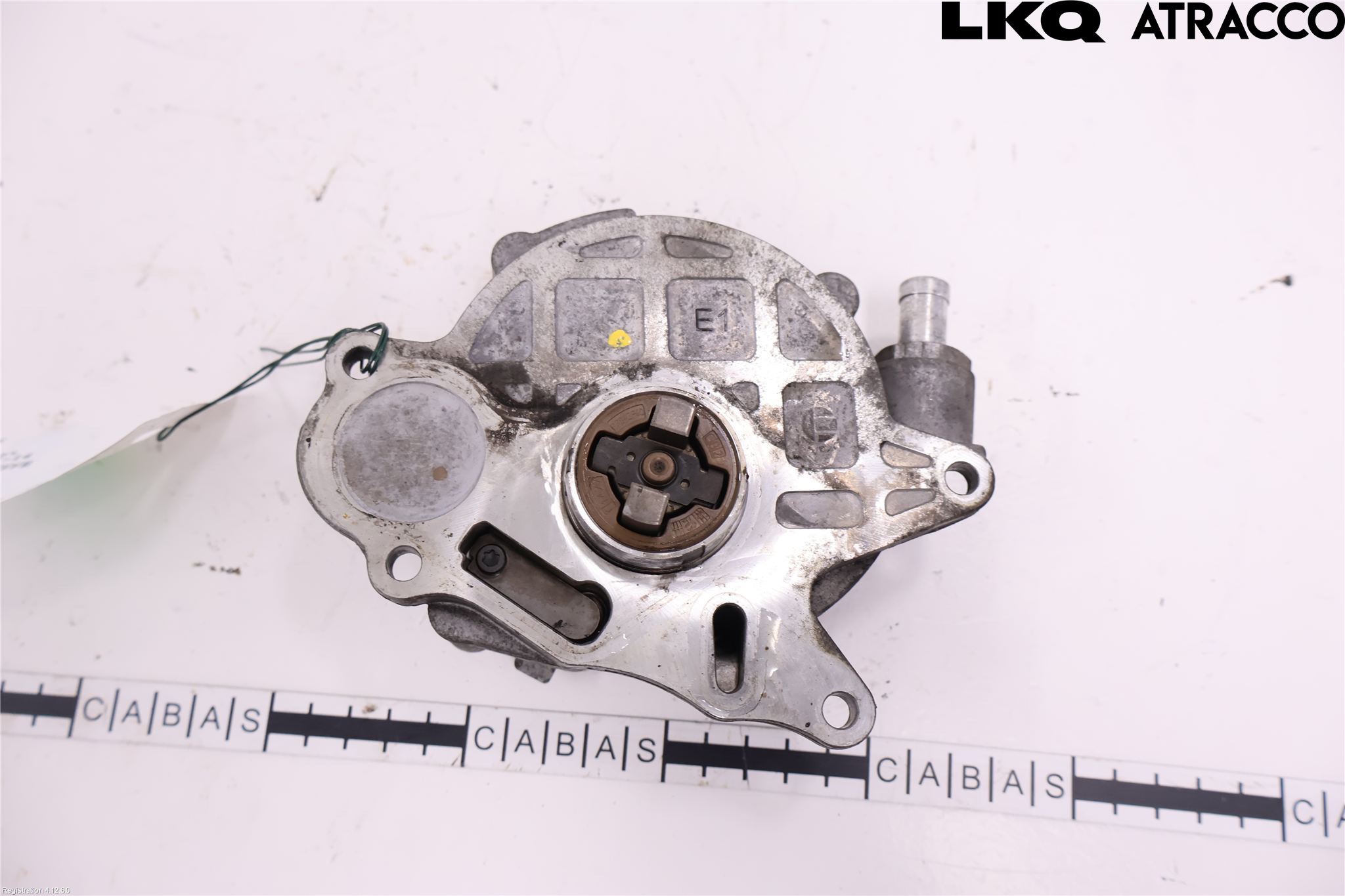 Volkswagen VW PASSAT 11-14 Vacuumpumpe