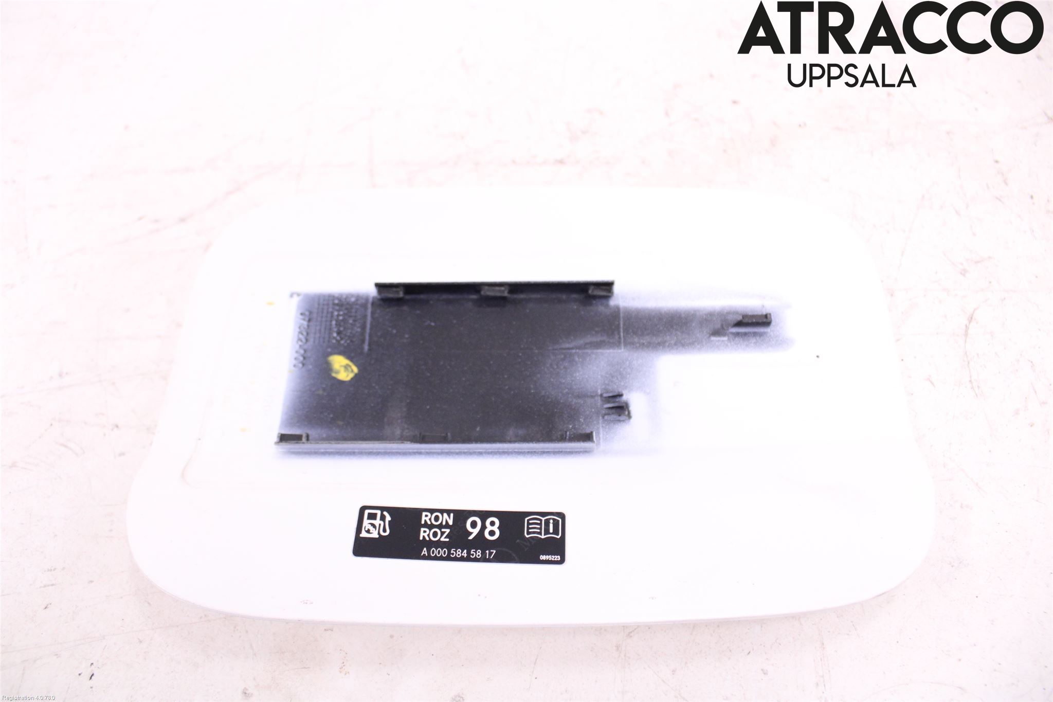 Mercedes-Benz MB C-KLASS (W204) 07-15 Drivstoff Tankluke