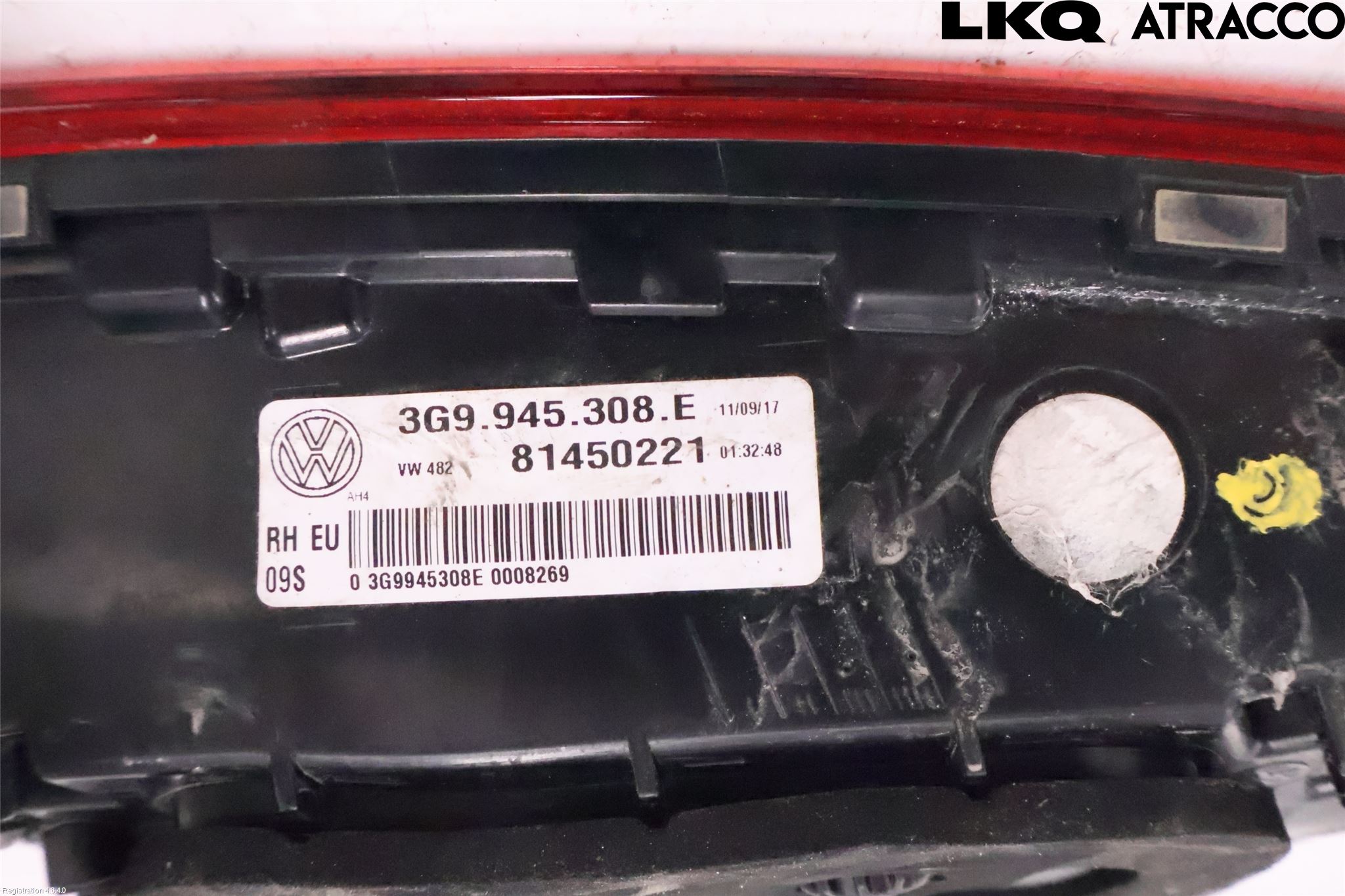 Volkswagen VW PASSAT 15-19 Baklykt Høyre  På Luke(Indre)