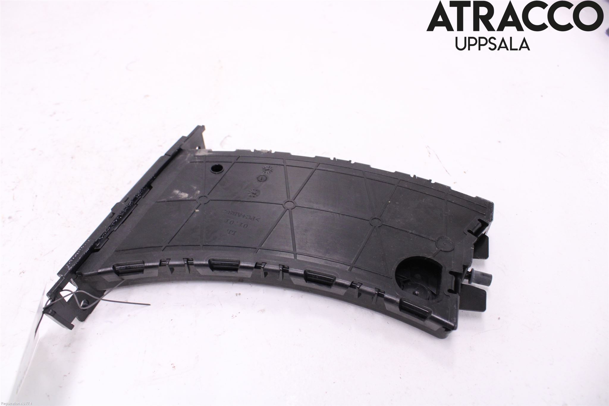 BMW 3 E90/91 SED/TOU 05-12 Innr Koppholder