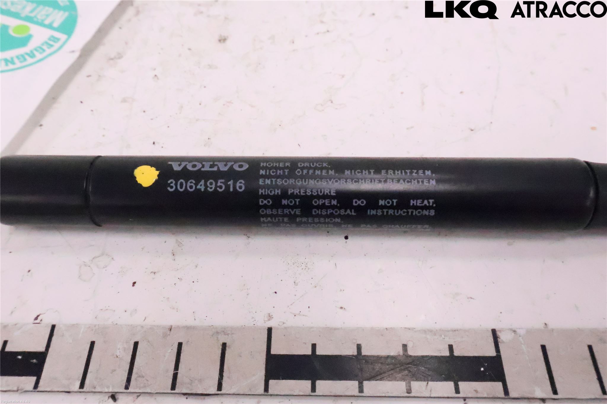 Volvo XC70 08-13 Panser Demper-Gassfjær