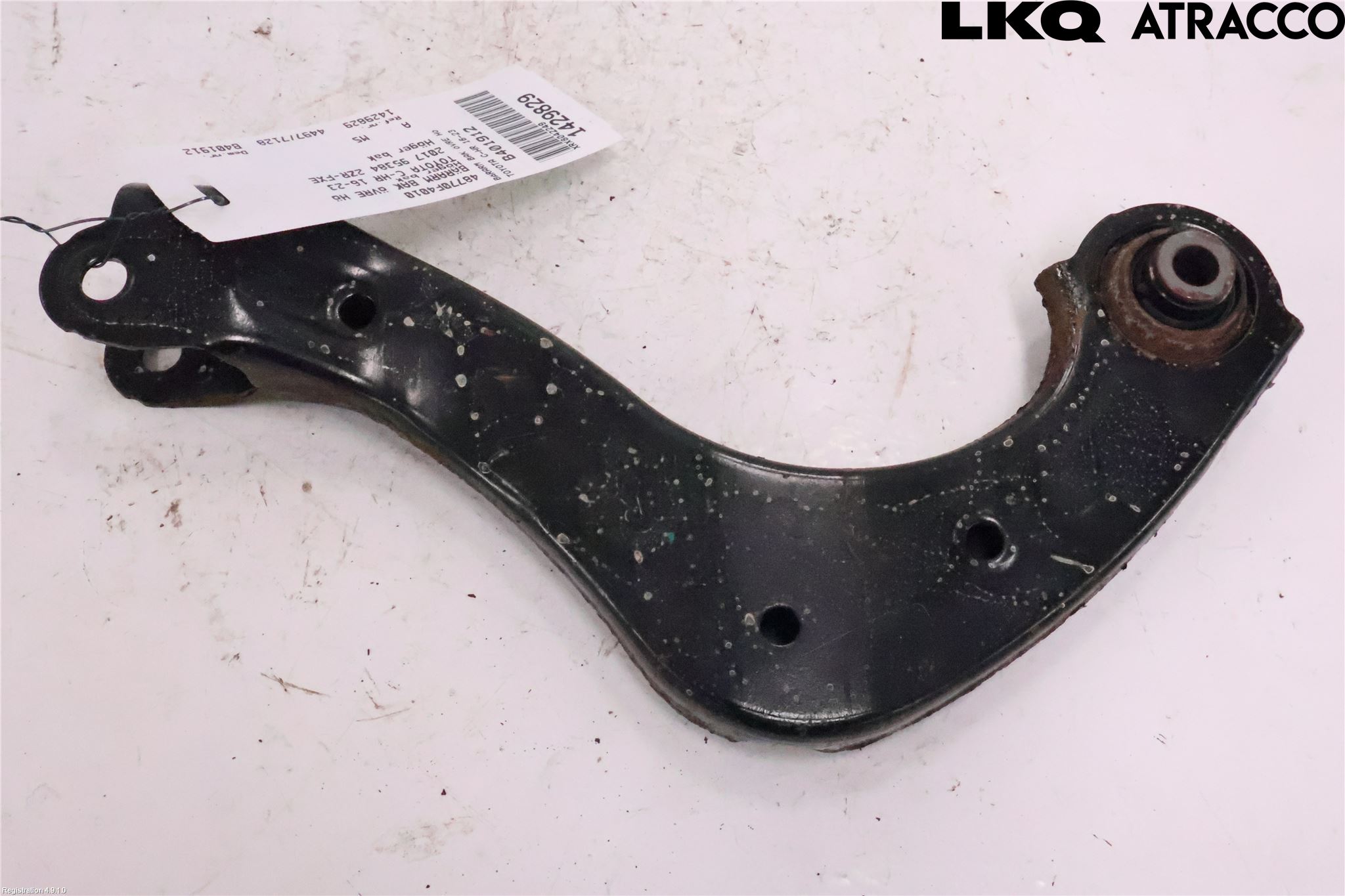 Toyota C-HR 16-23 Bærearm Bak Høyre Øvre