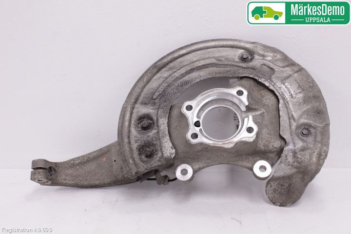 BMW 5 G30/G31/F90 17-23 Spindel Hf