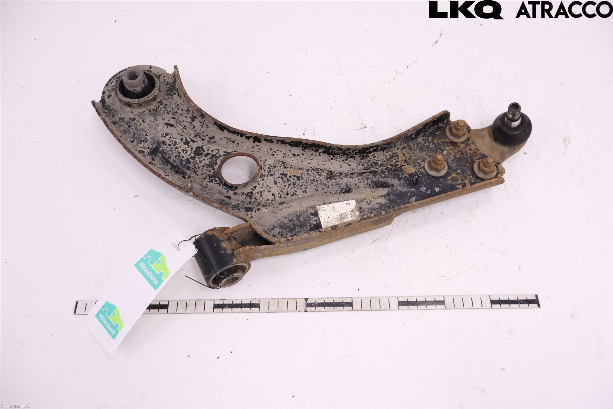 Citroen C4 GRAND PICASSO 14-18 Bærearm Foran Venstre Nedre